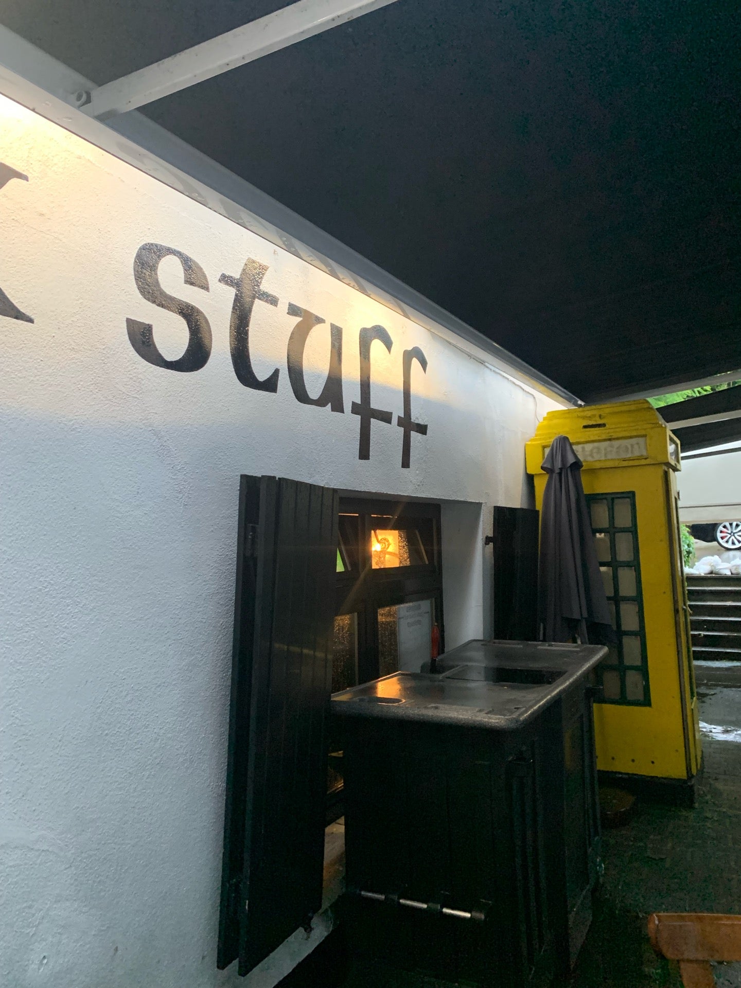 pub