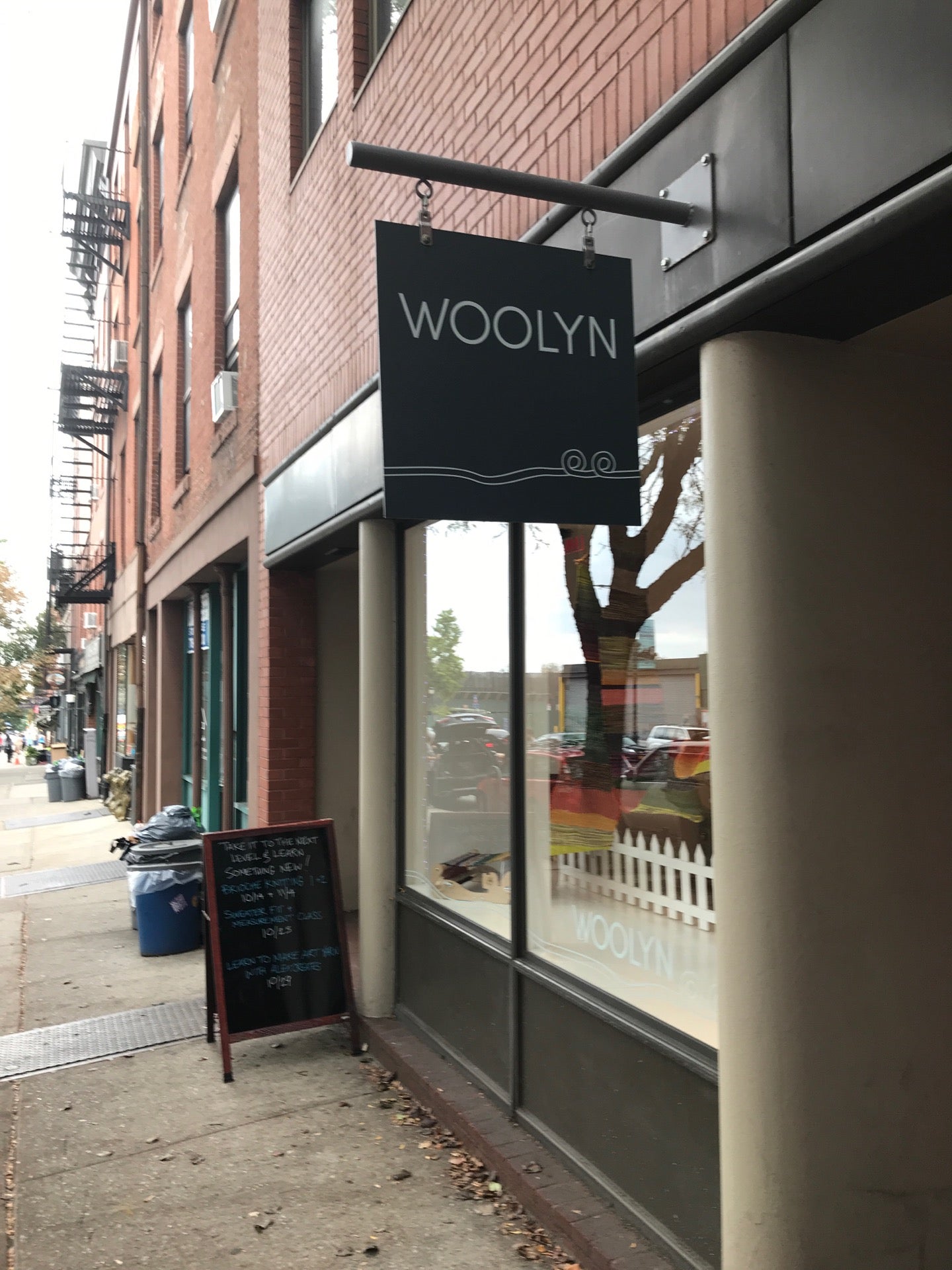 knitting-store