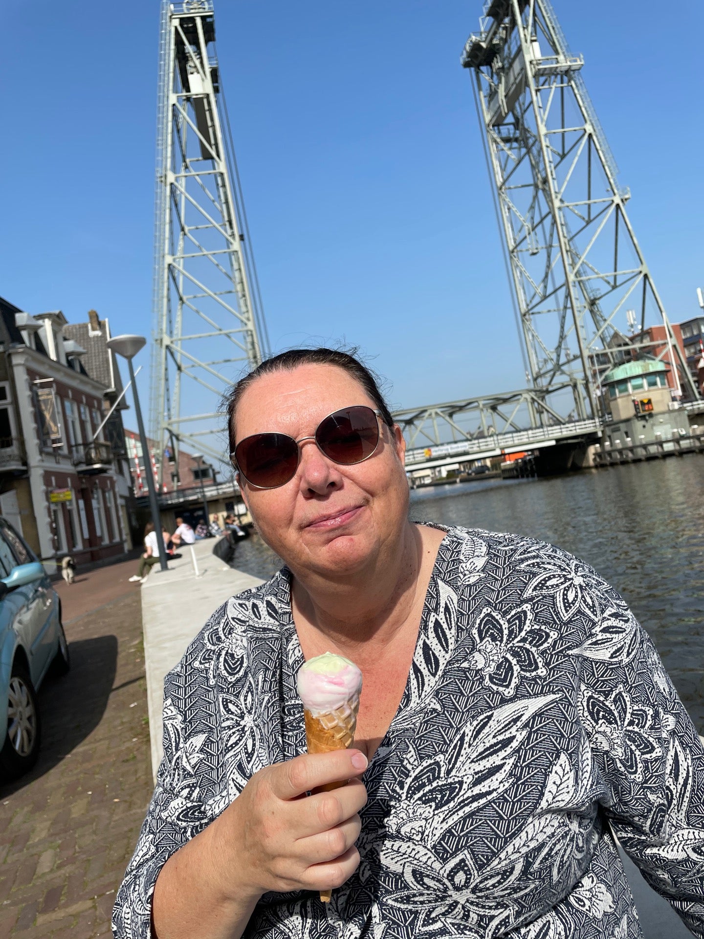 ice-cream-shop