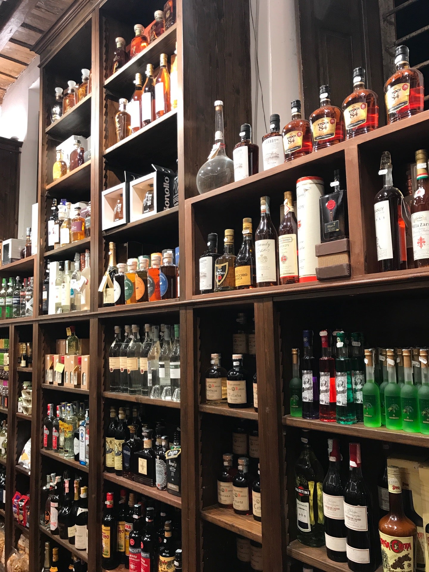 wine-shop