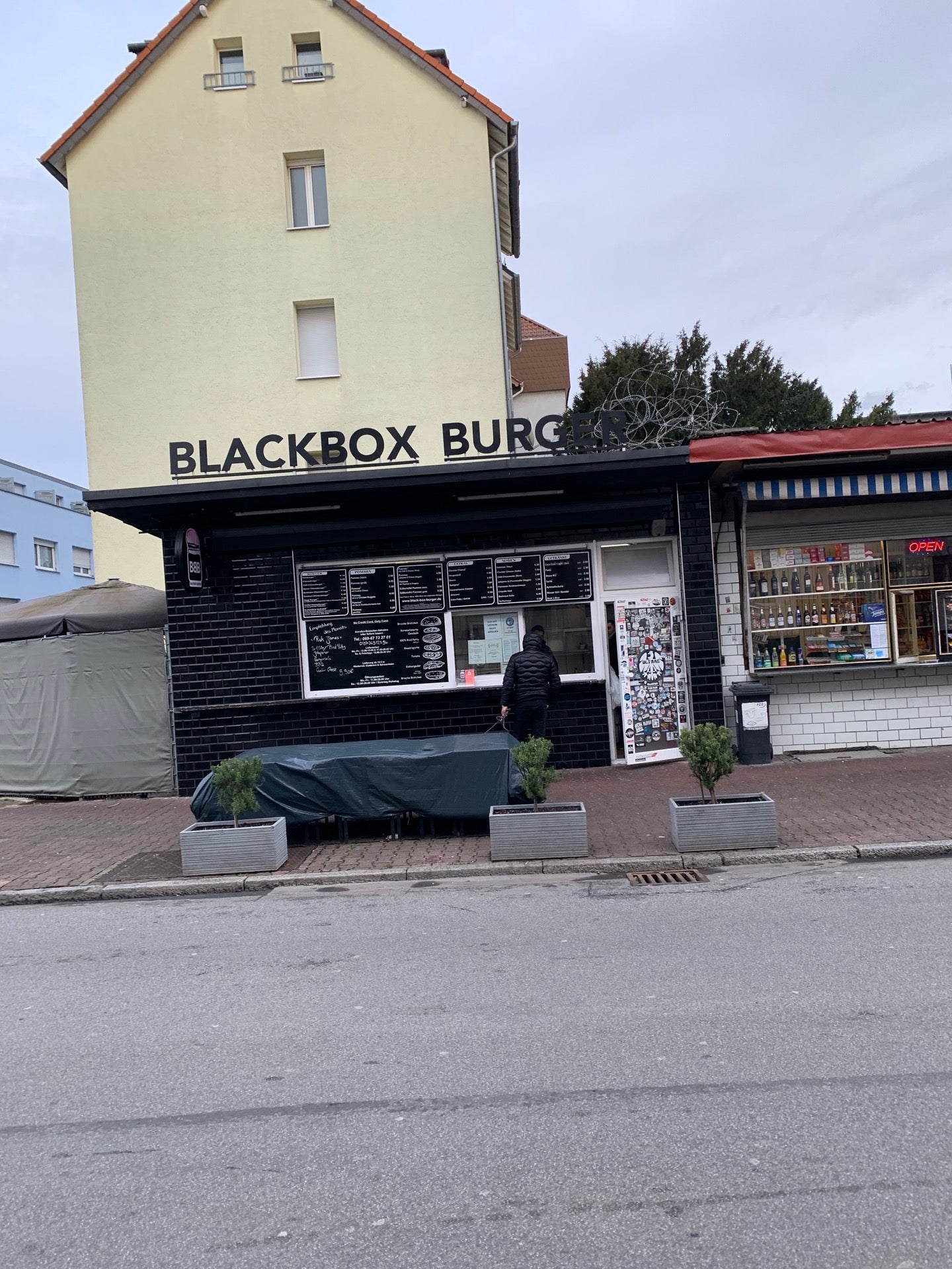 restaurant