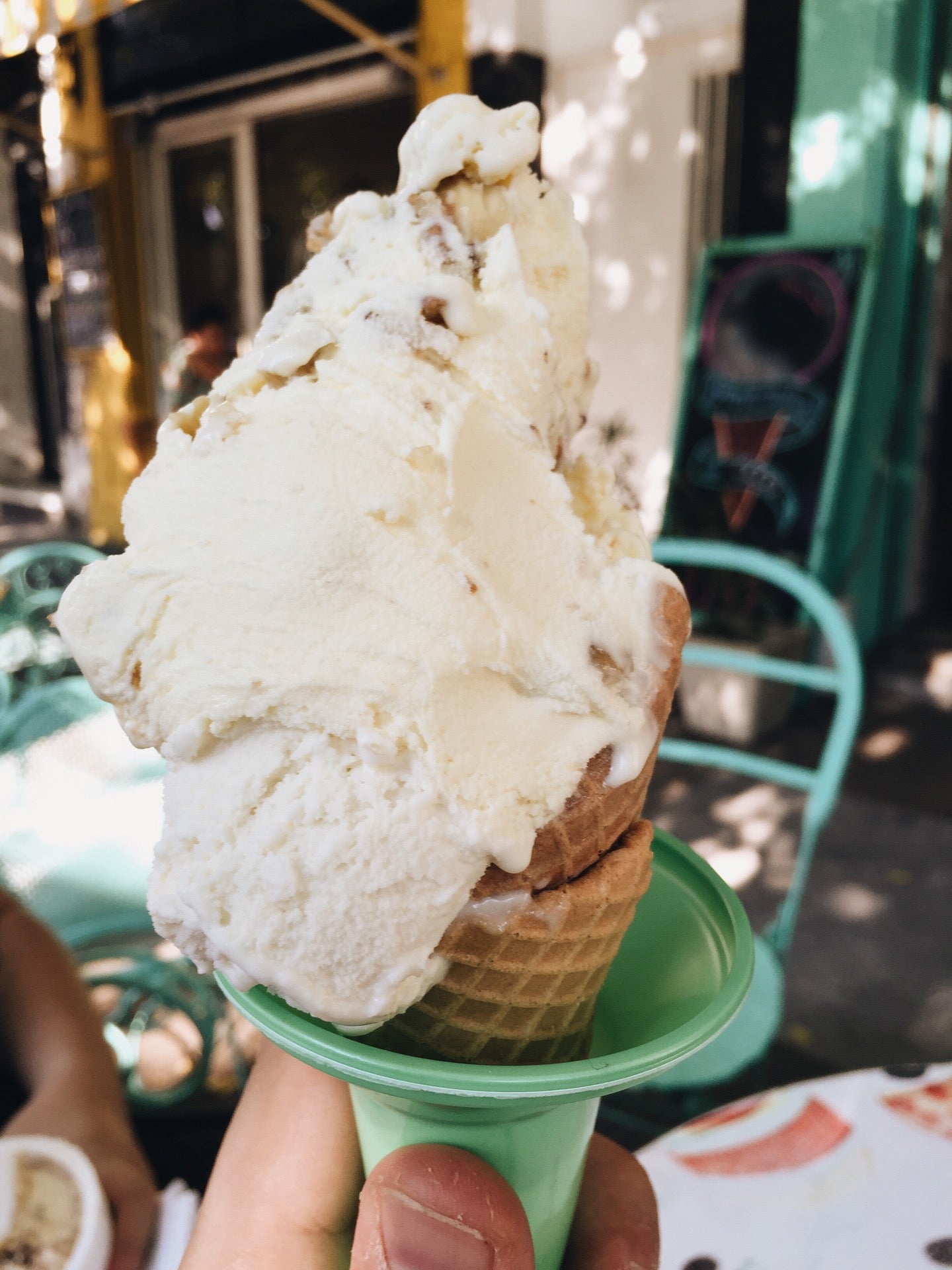 ice-cream-shop