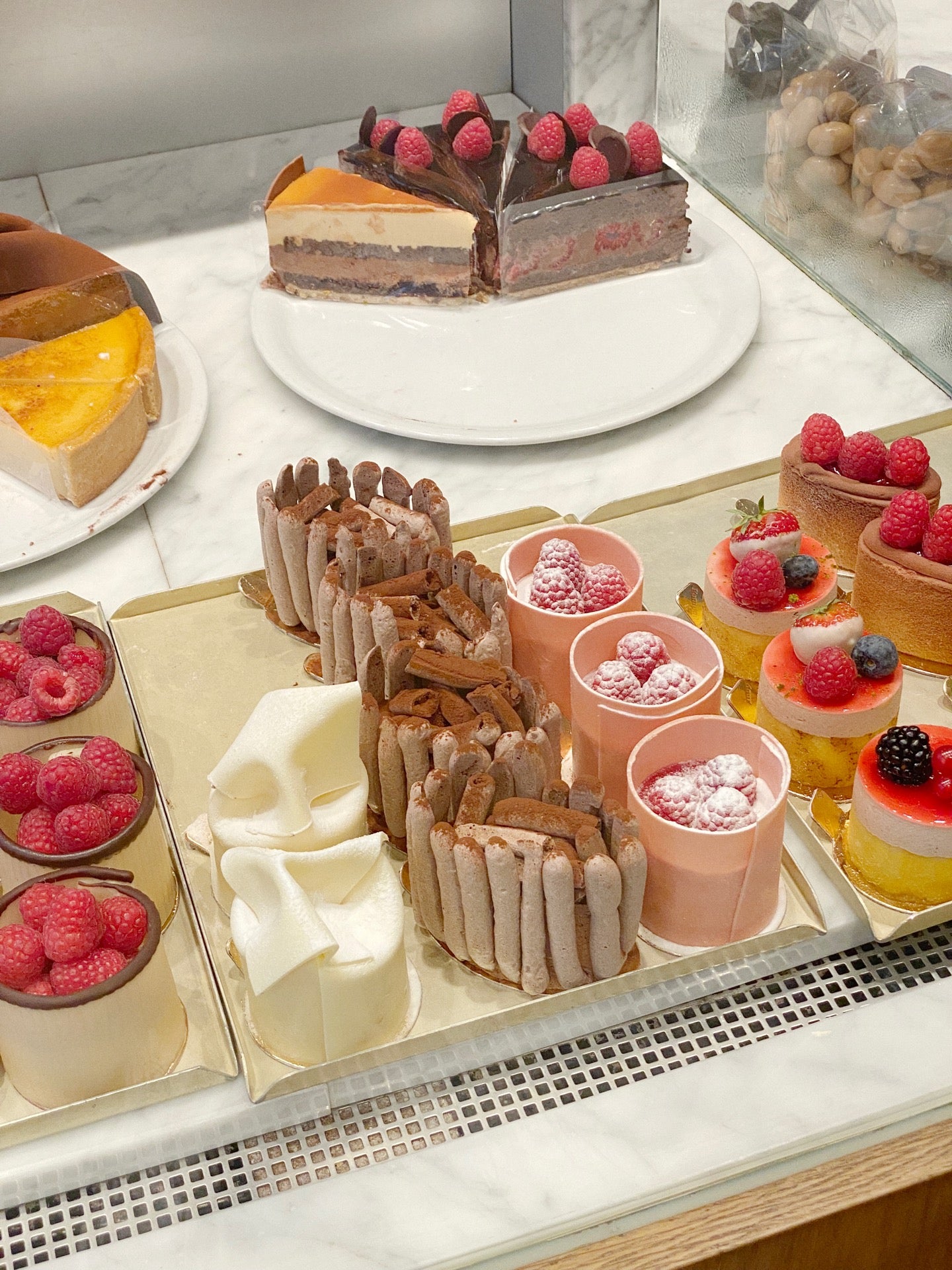 dessert-shop