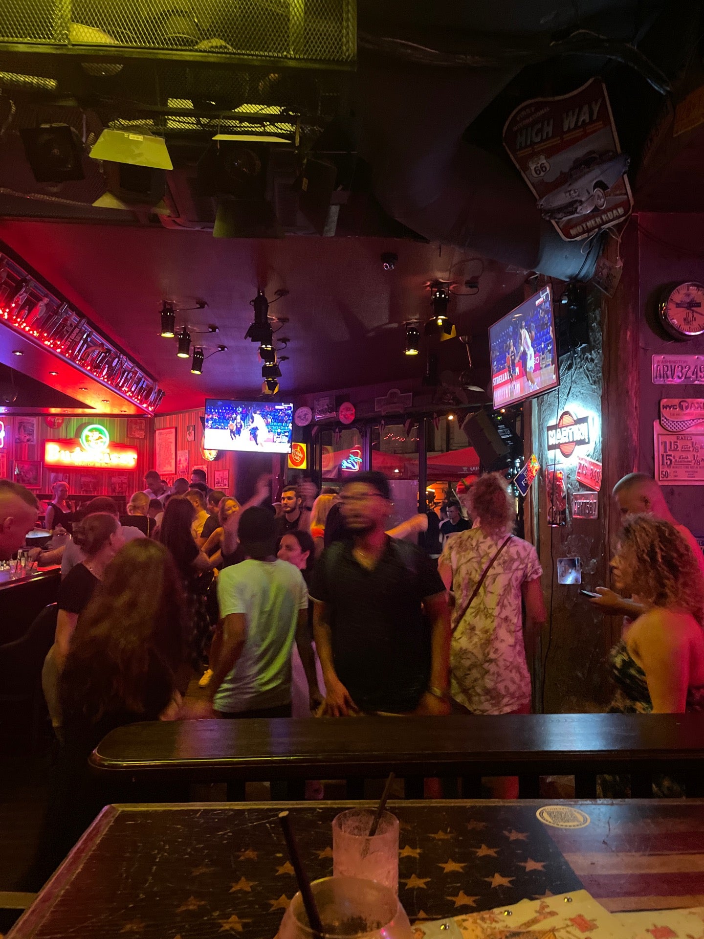 pub