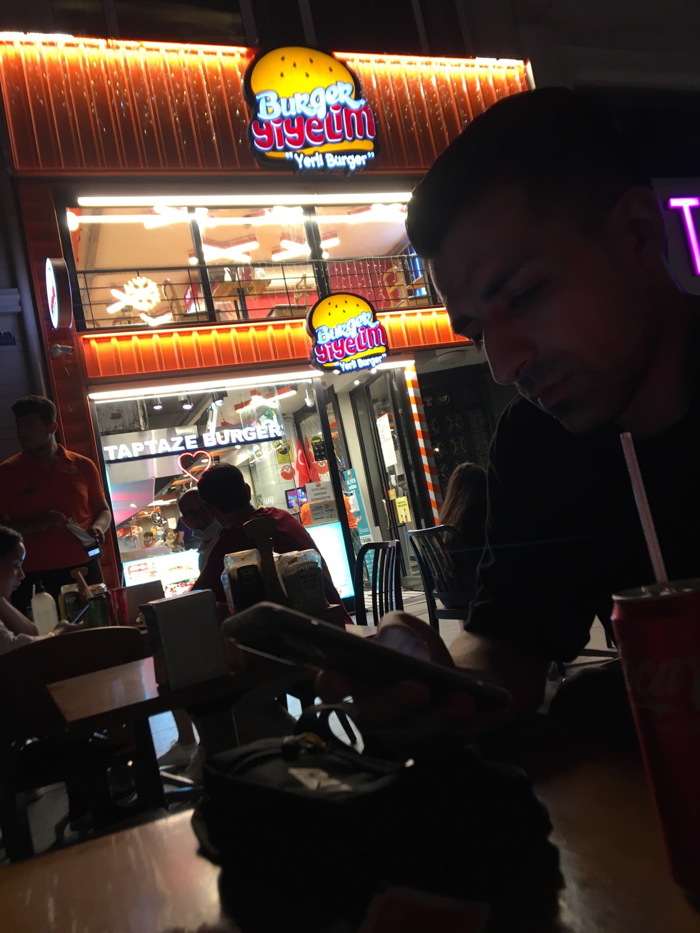 burger-joint
