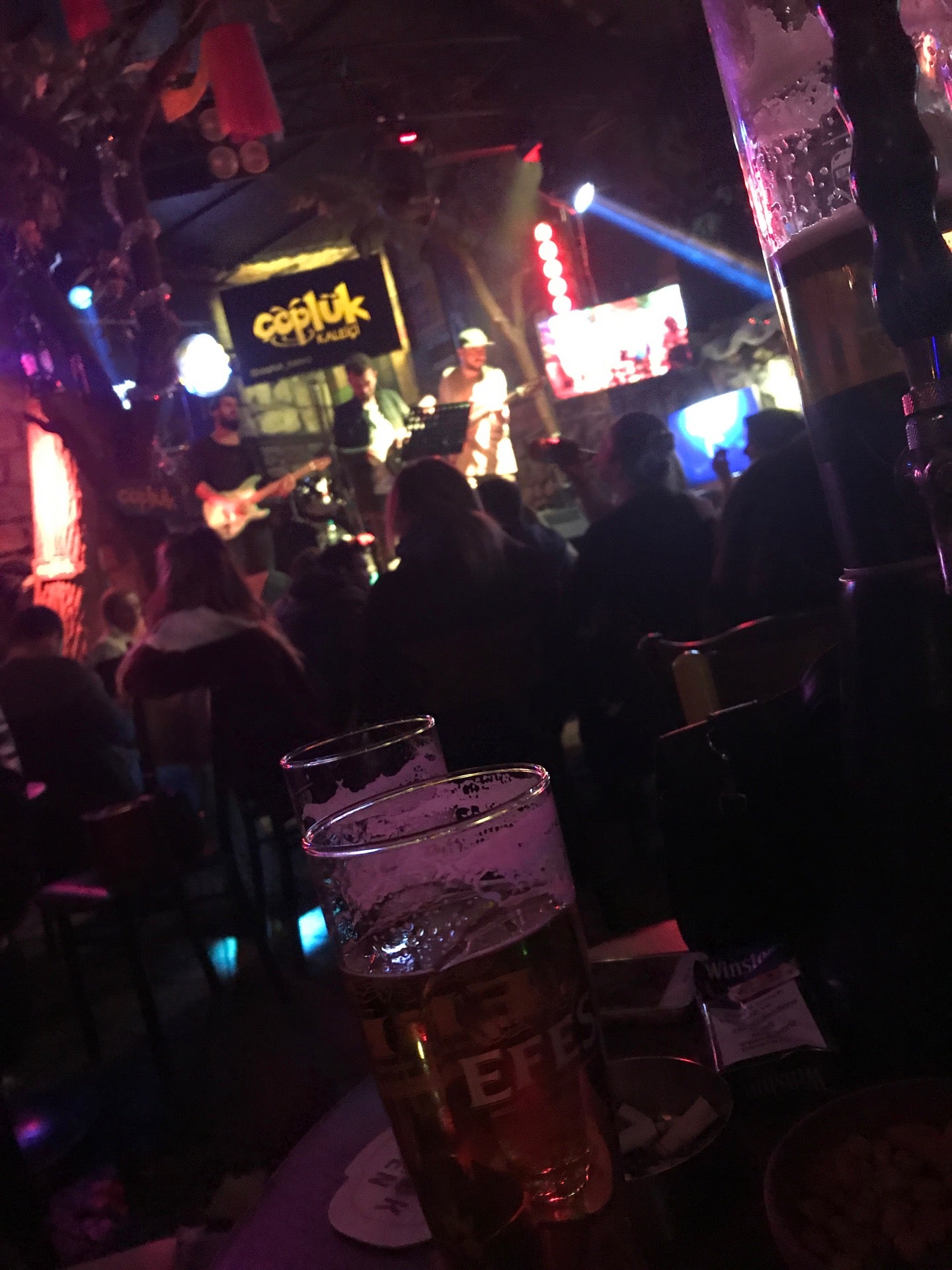 bar