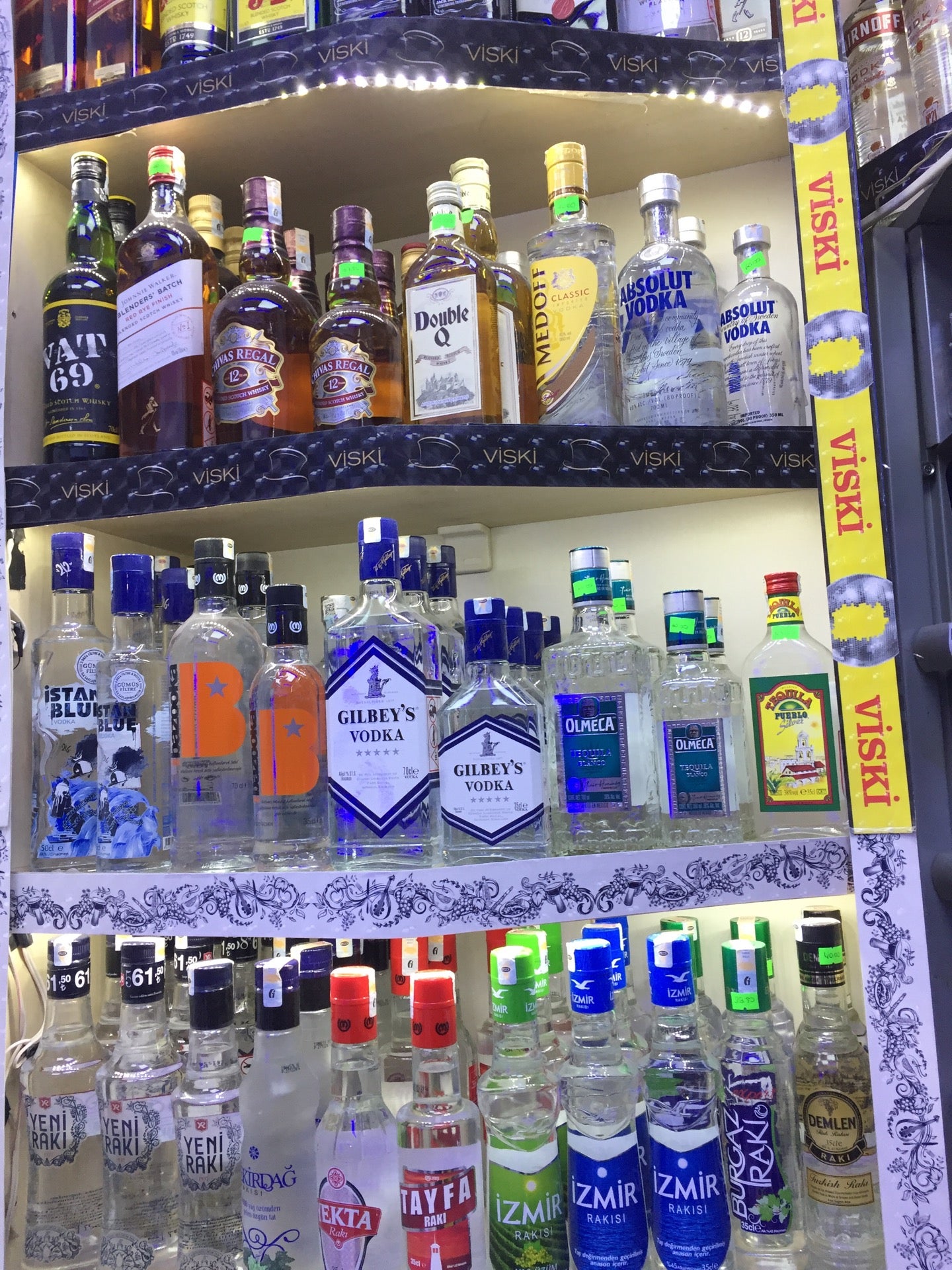smoke-shop