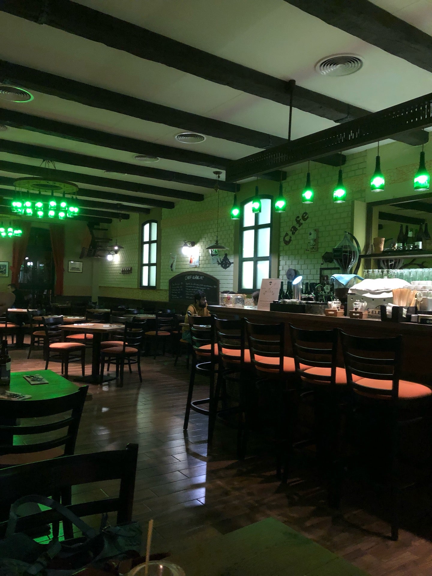 restaurant