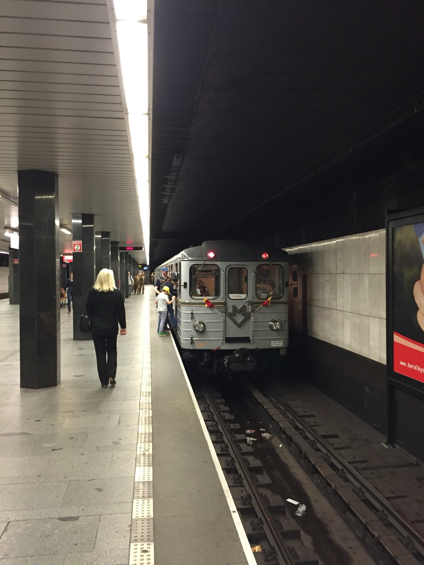 metro-station