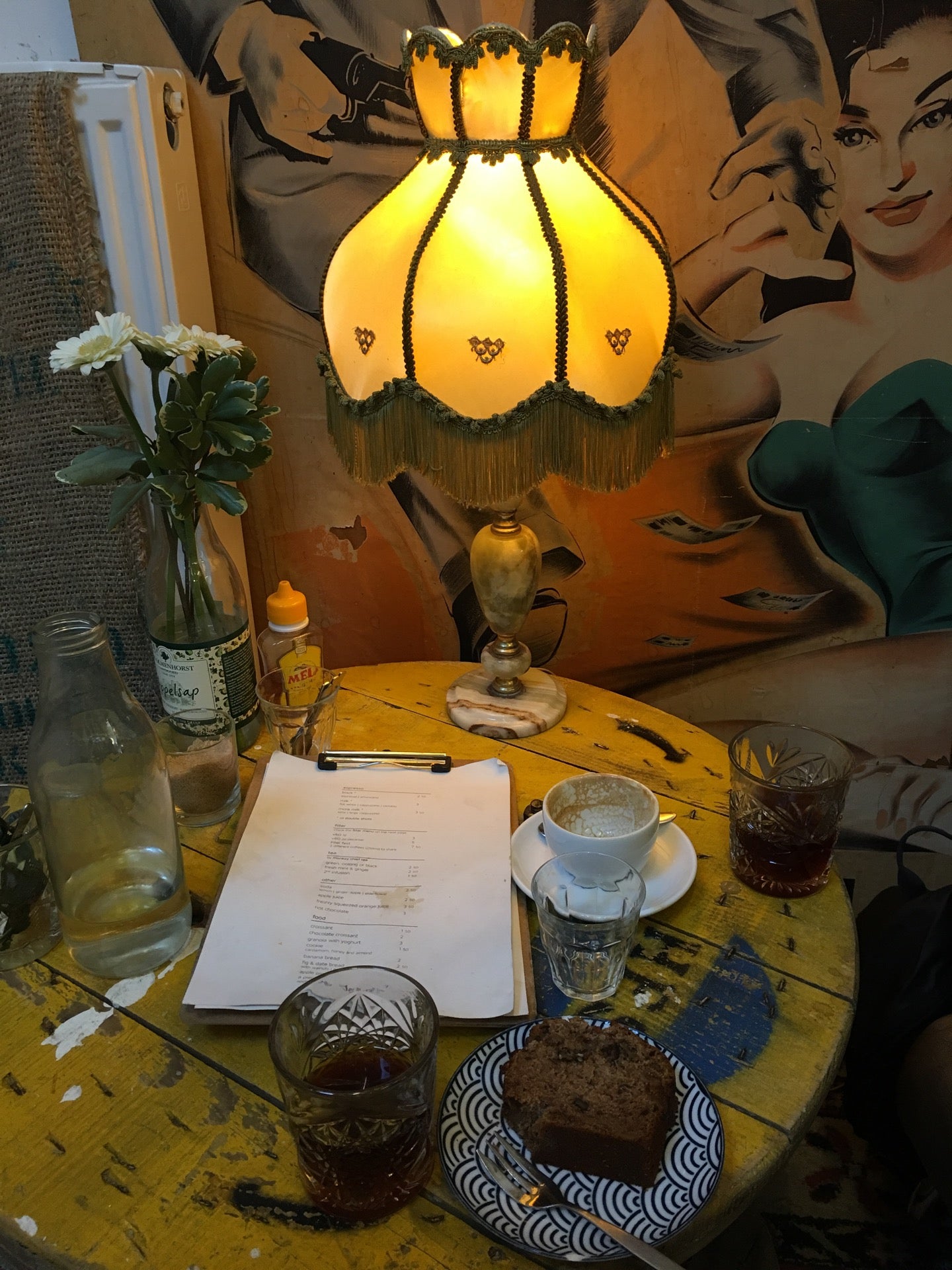 coffee-shop