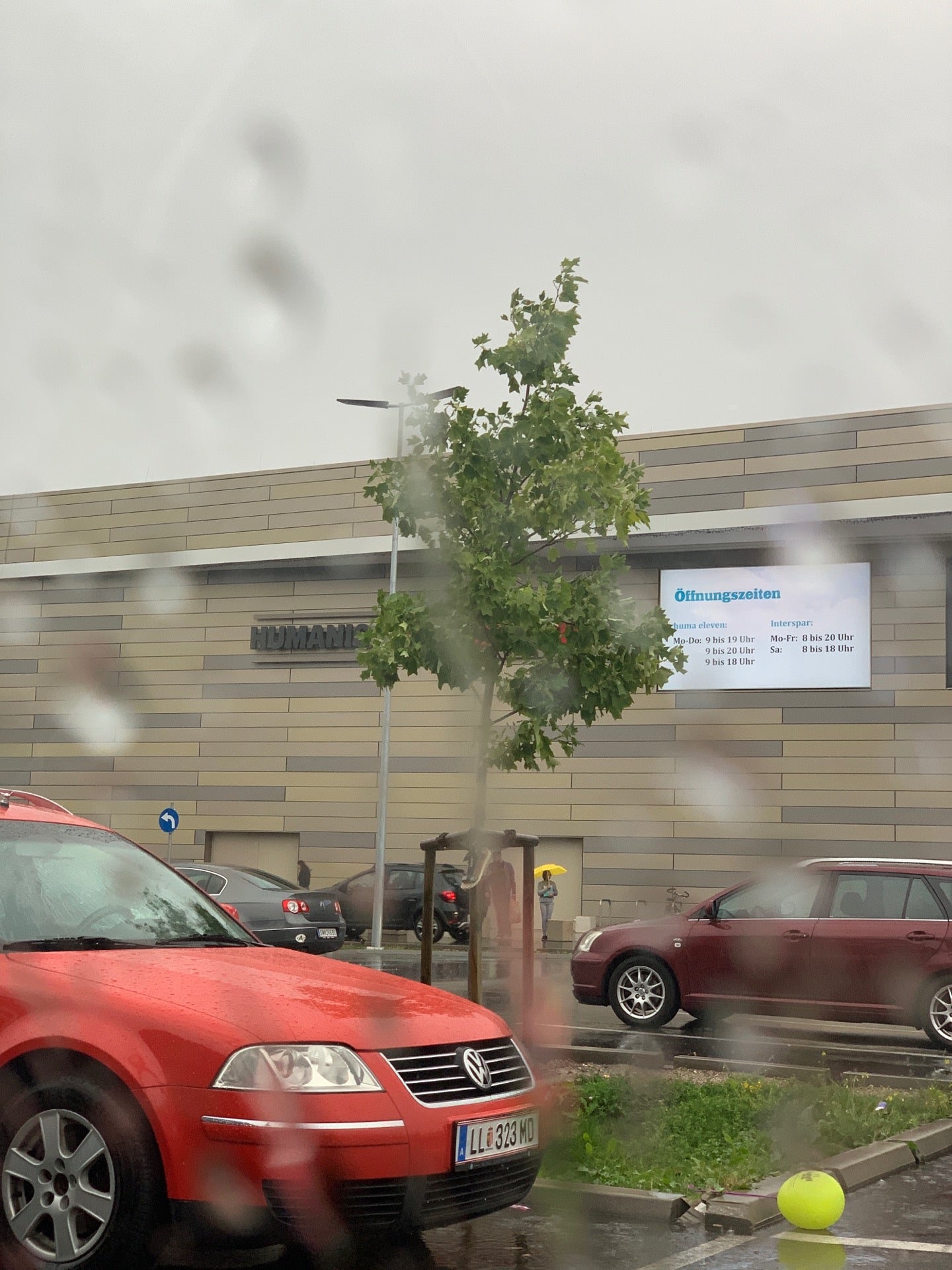 shopping-mall