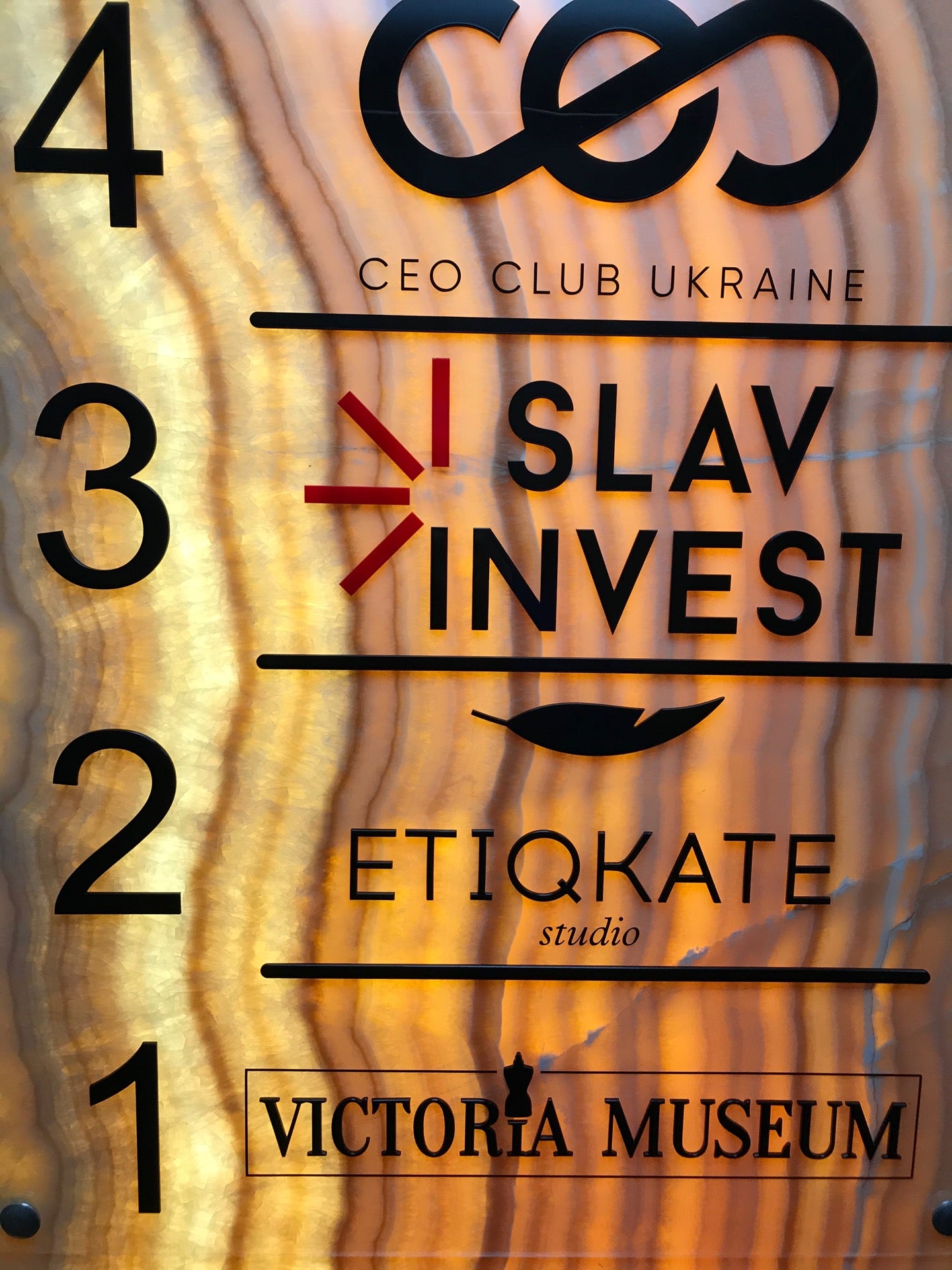 photo of CEO CLUB