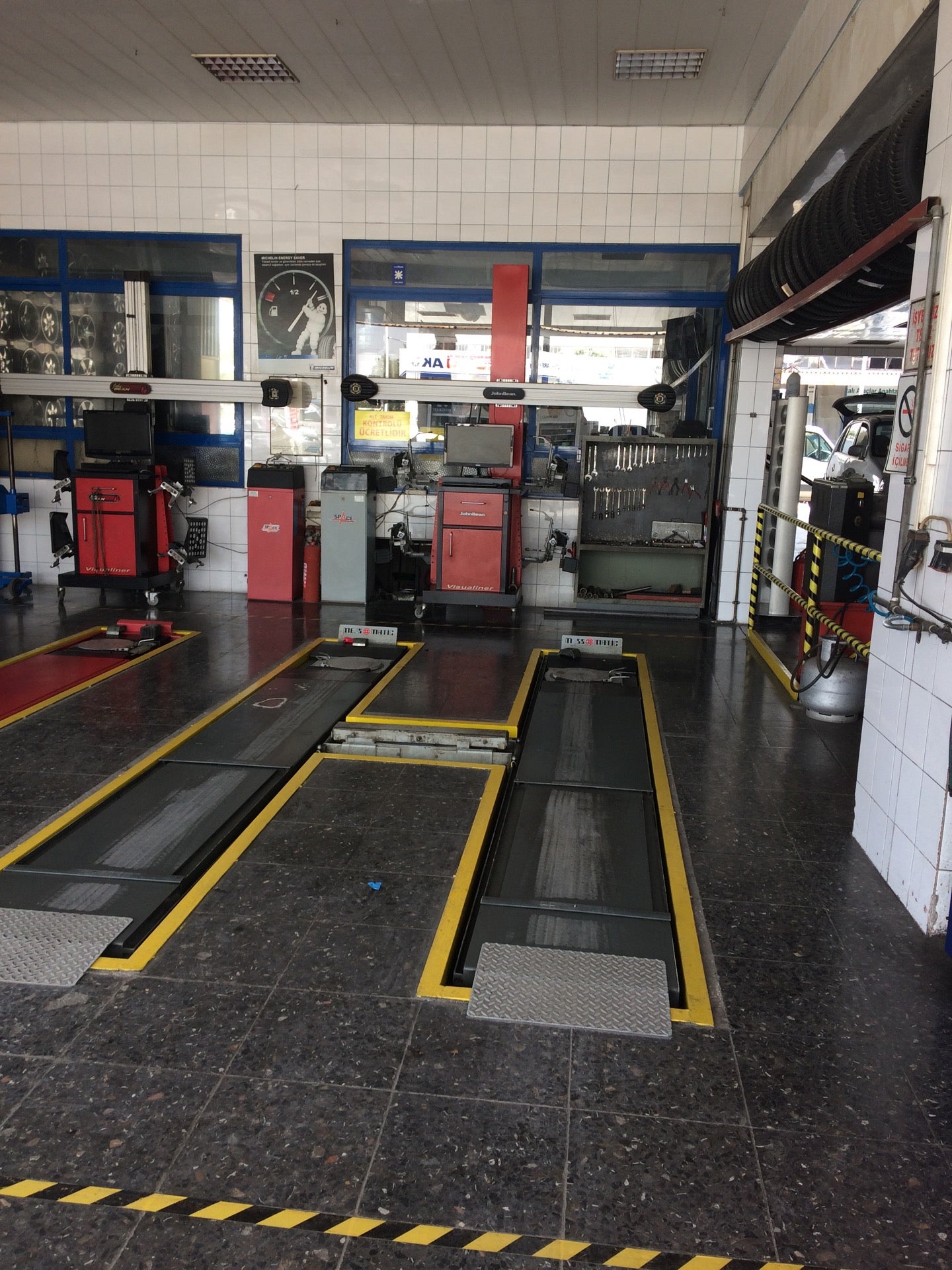 automotive-shop