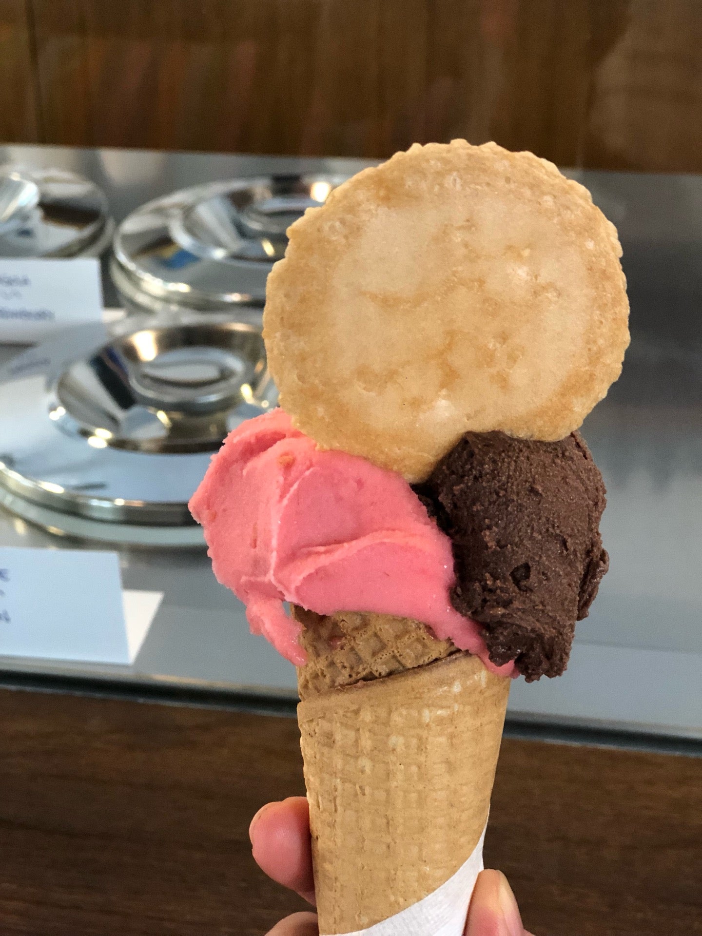 ice-cream-shop