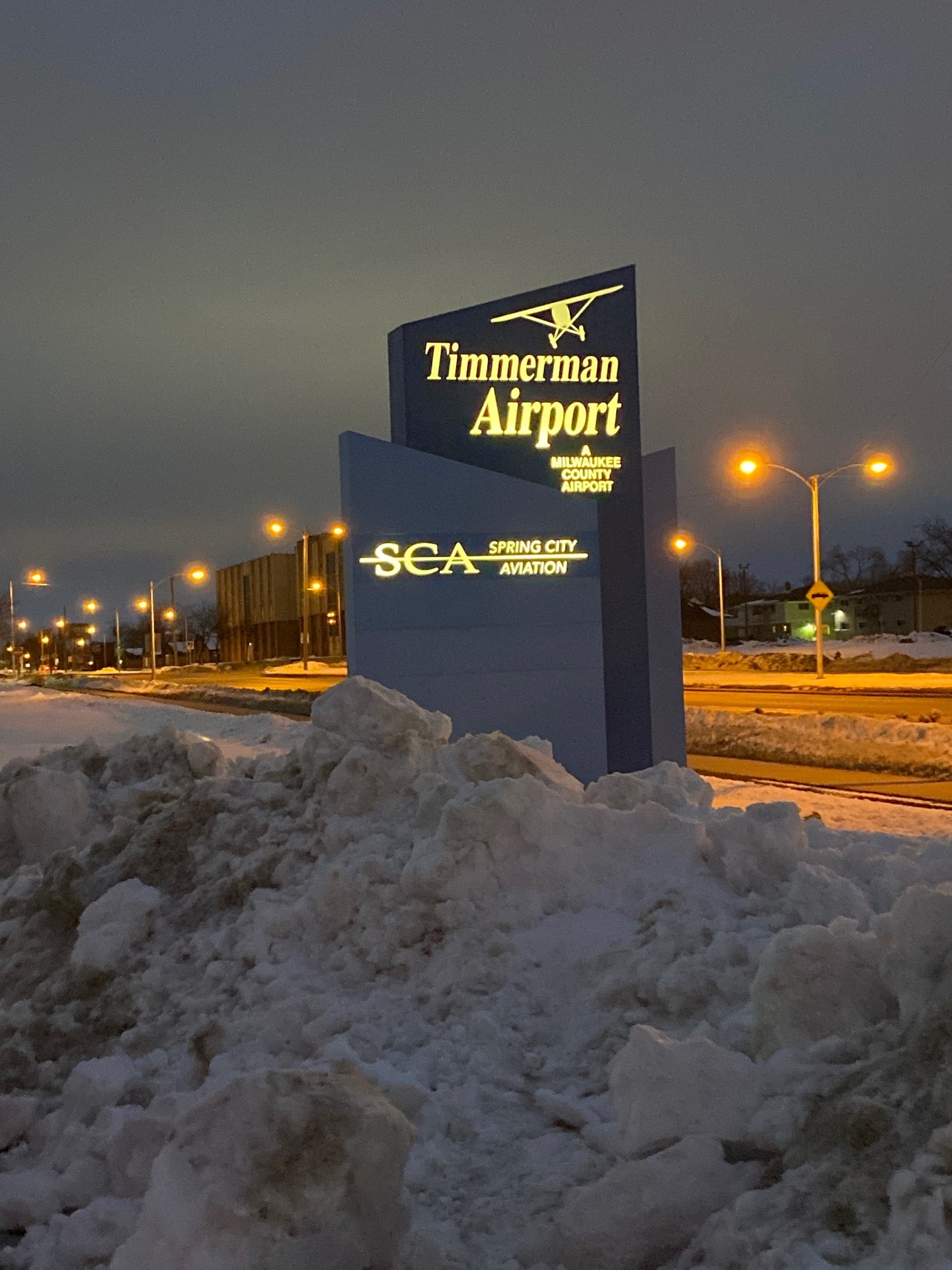 photo of Spring City Aviation - Milwaukee Timmerman