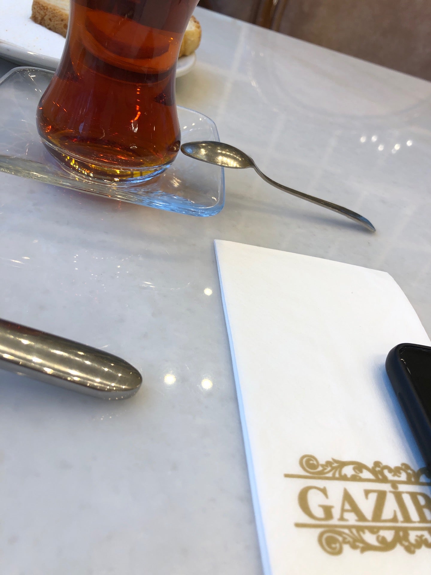dessert-shop