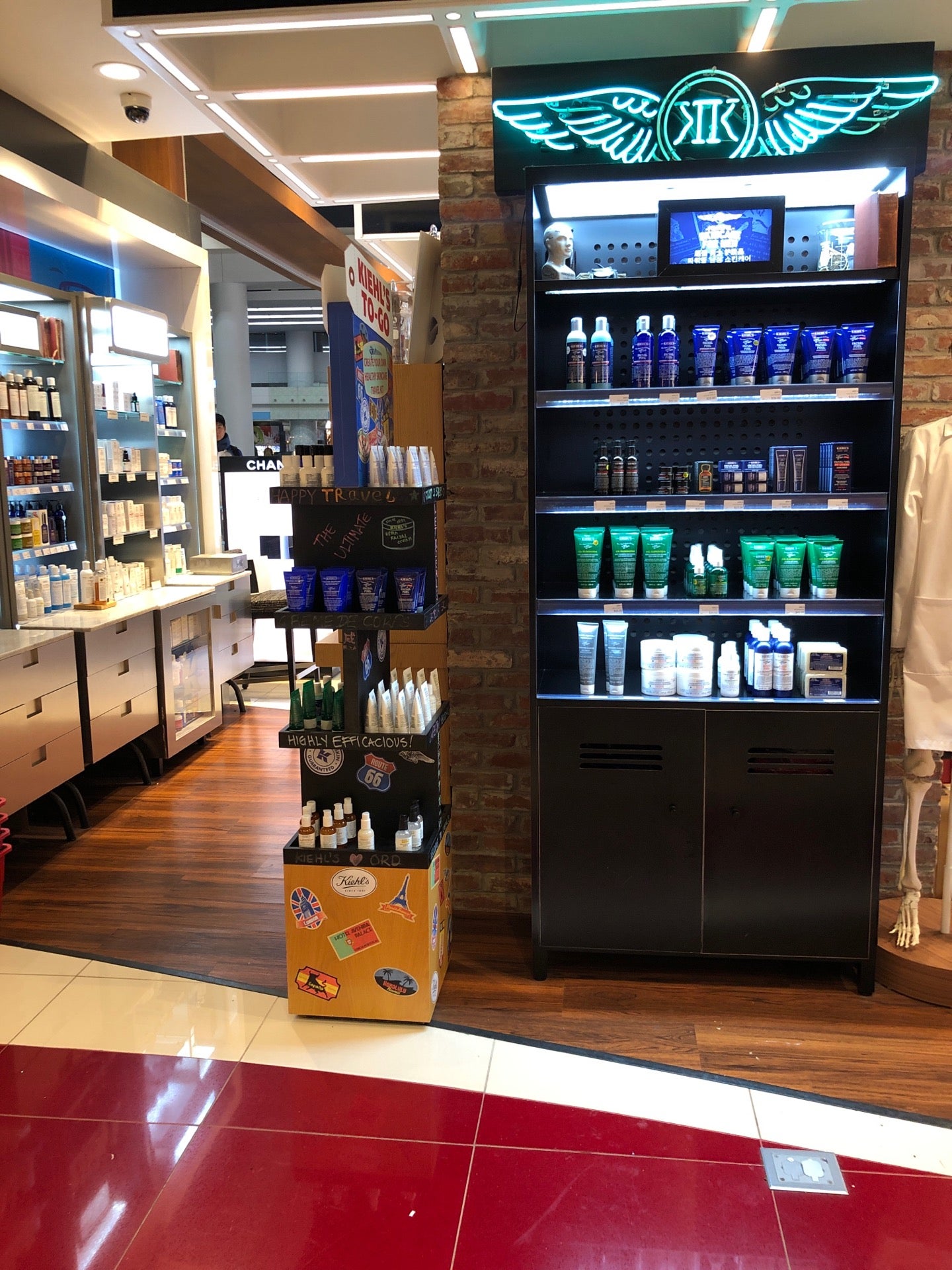 duty-free-shop