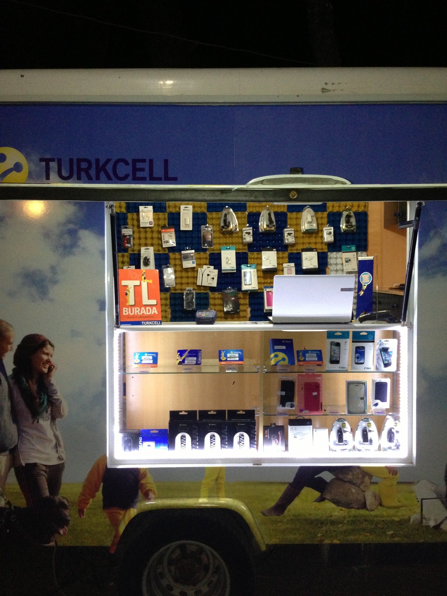 mobile-phone-shop