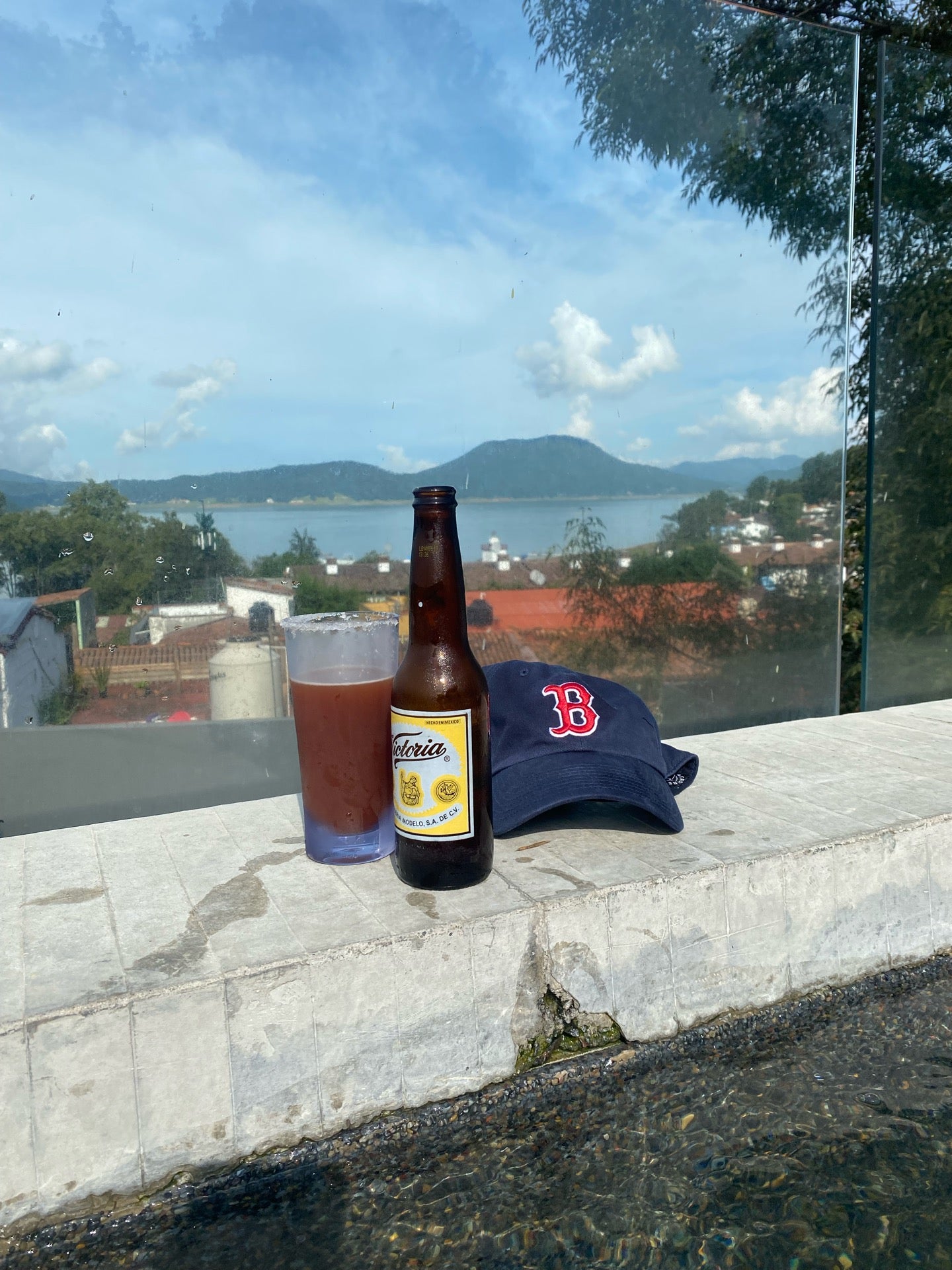 hotel-bar