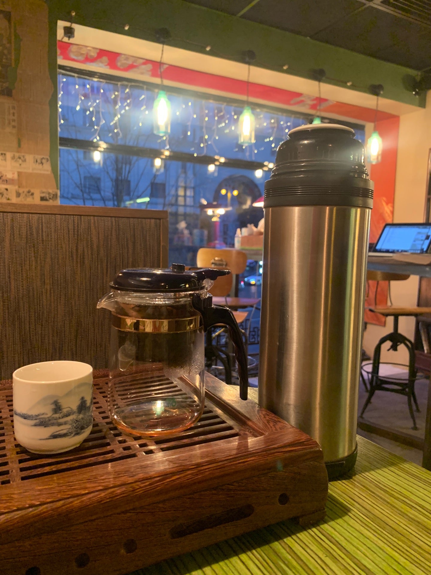 tea-room