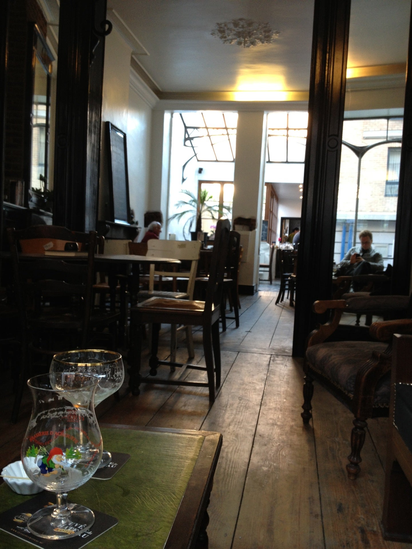 bar