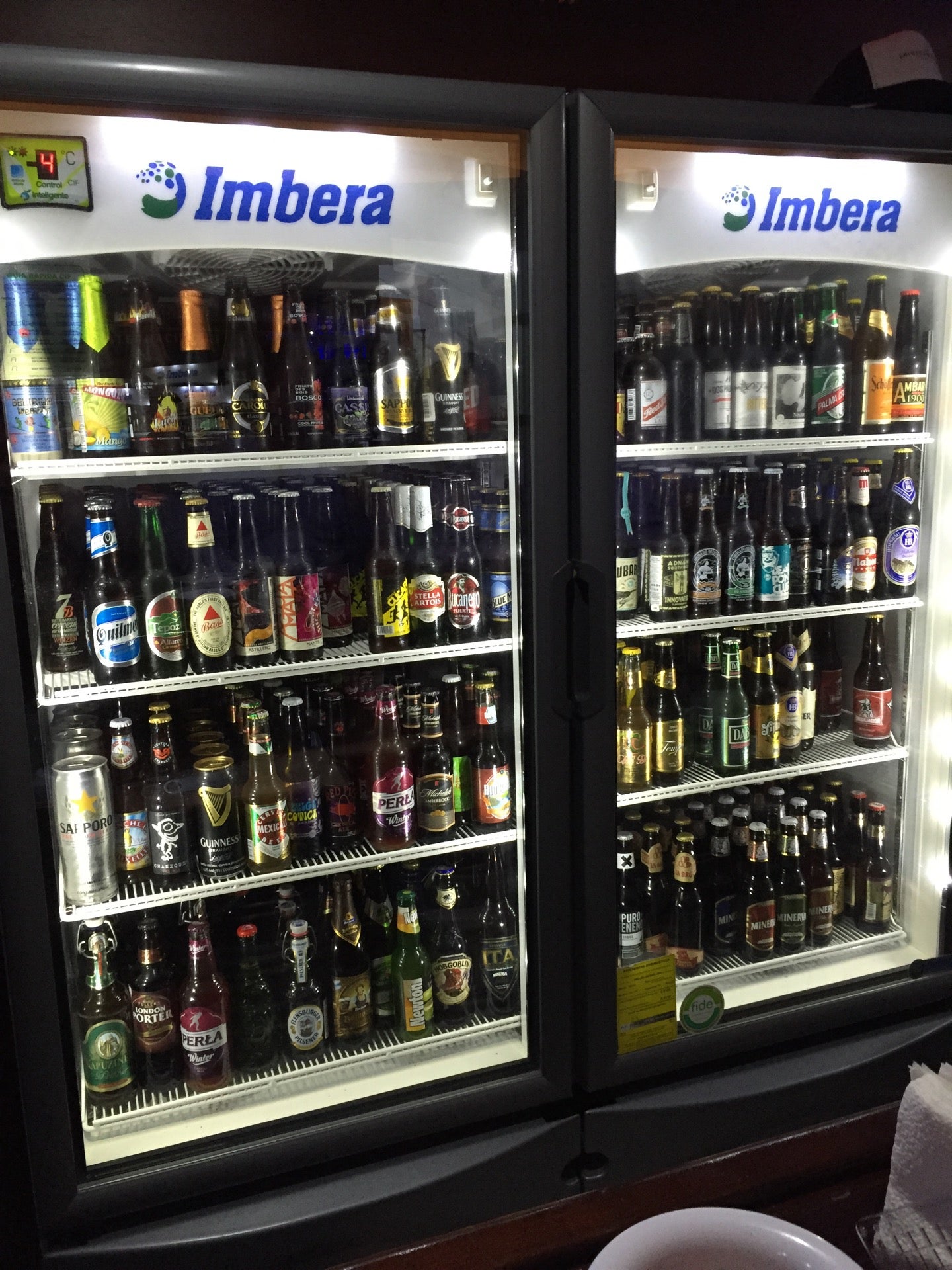 bar