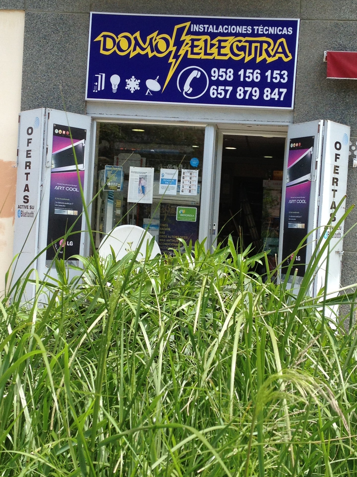electronics-store