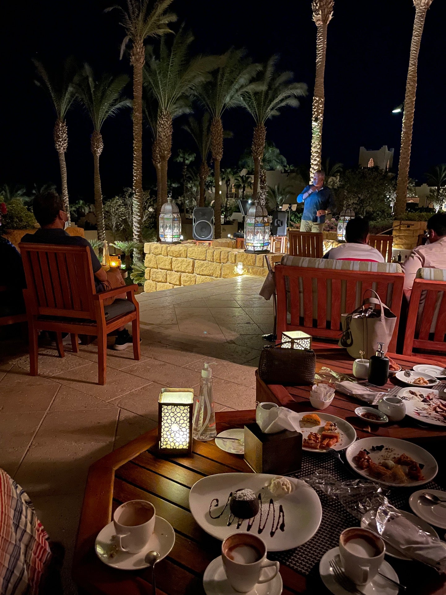 hotel-bar