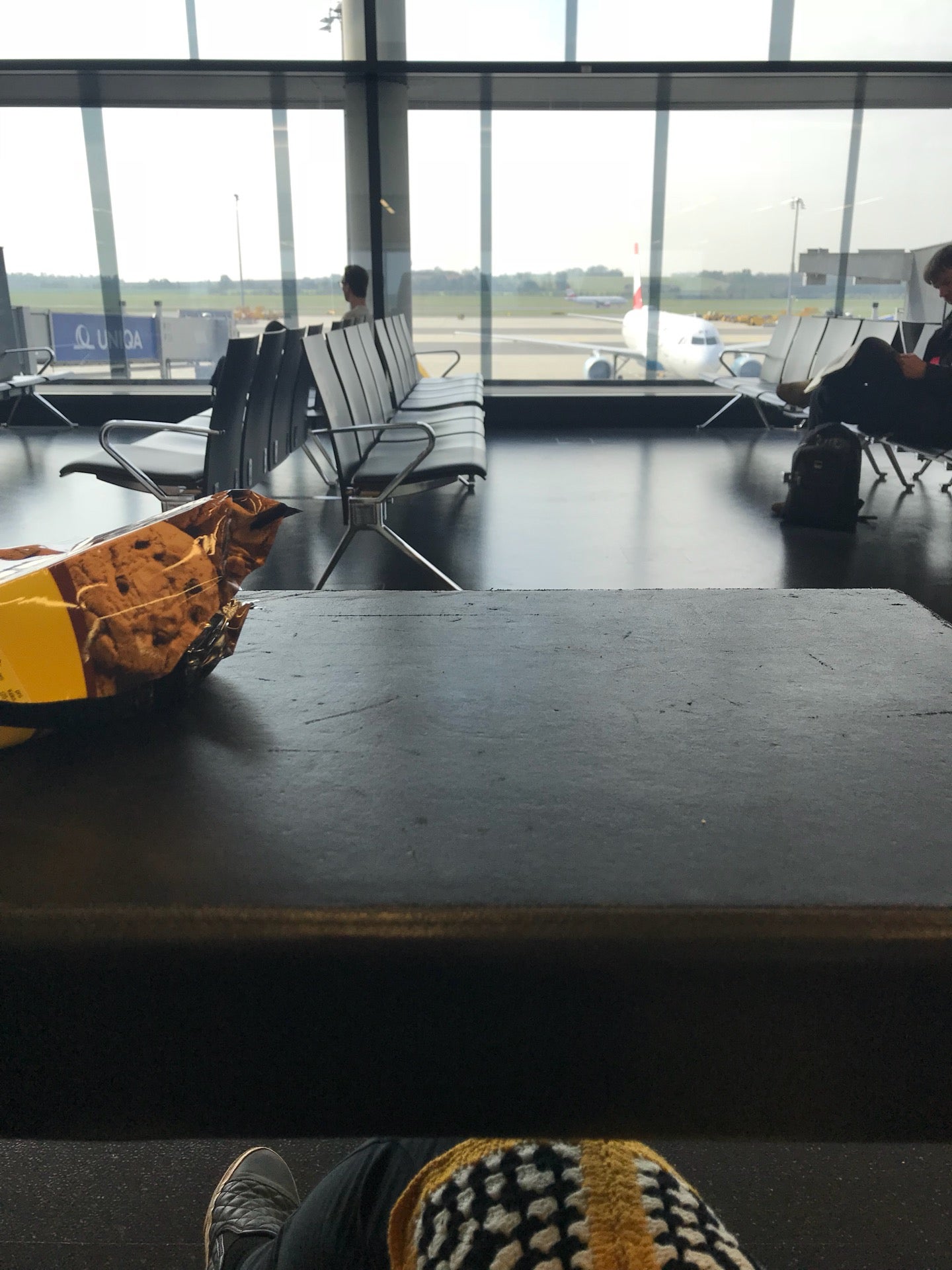 airport-gate