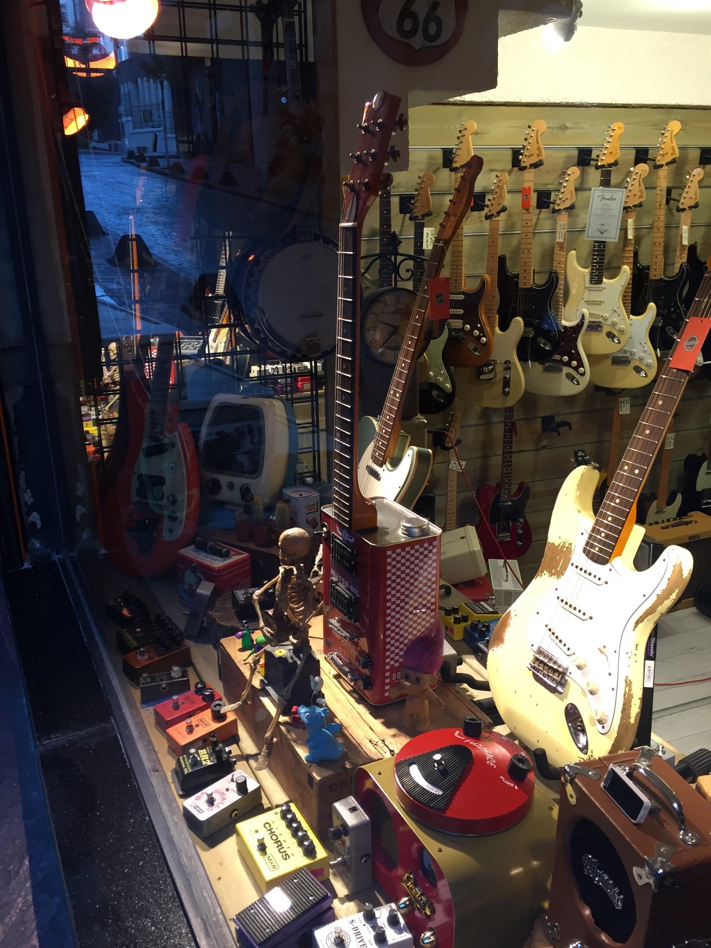 music-store