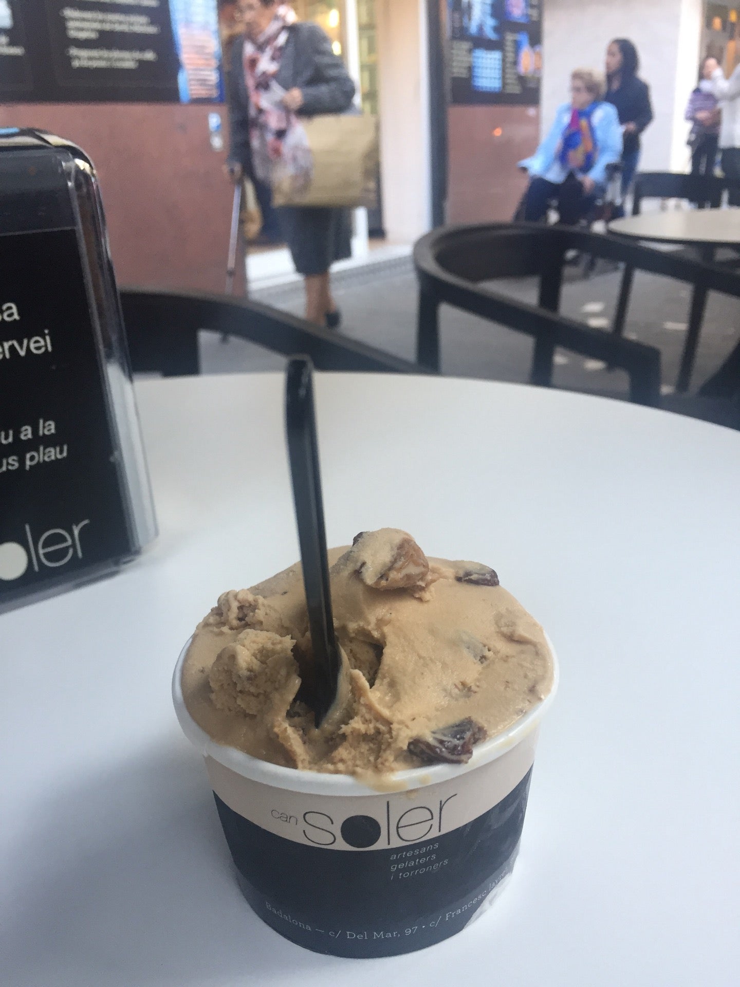 ice-cream-shop