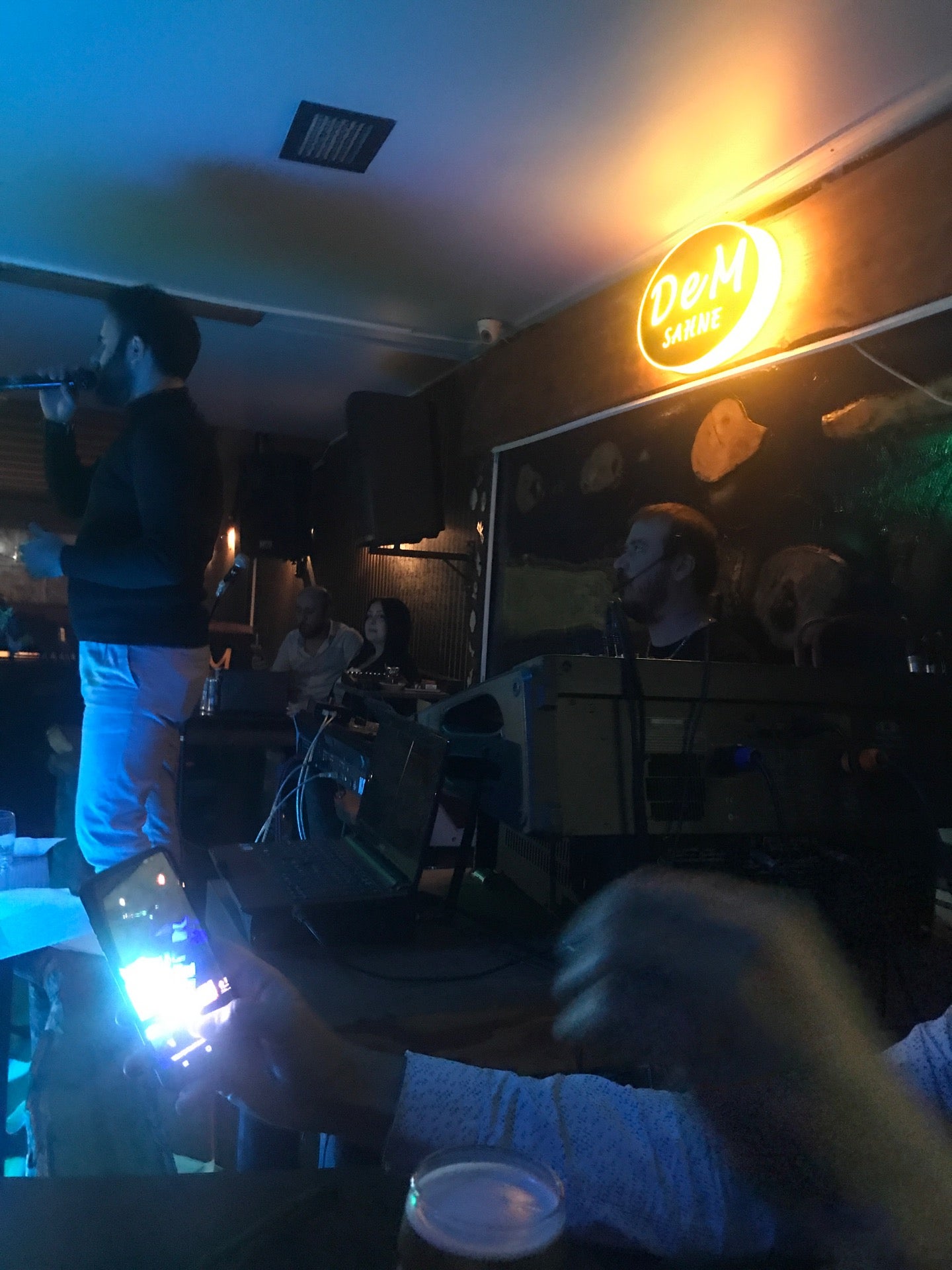 bar
