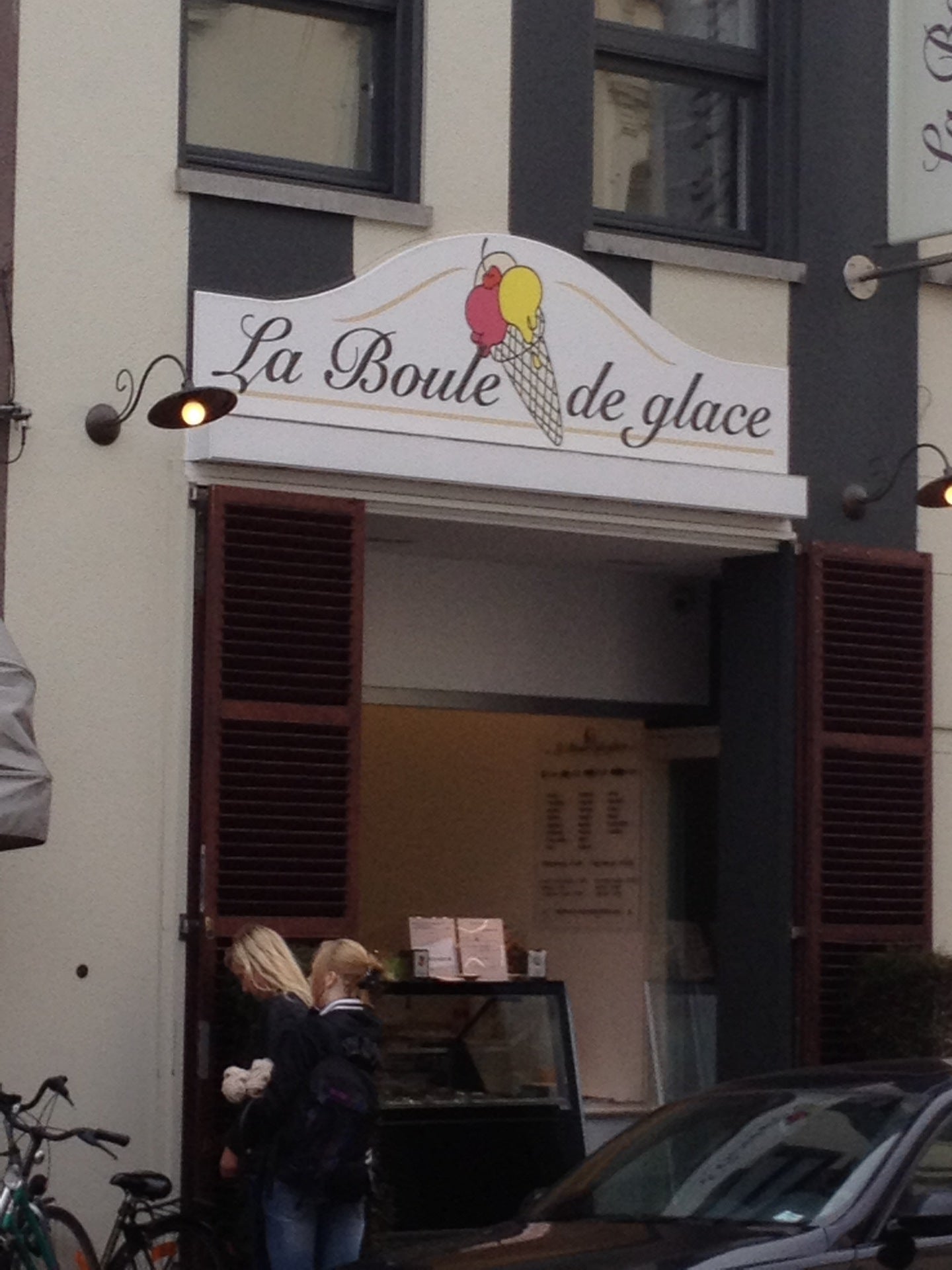 ice-cream-shop