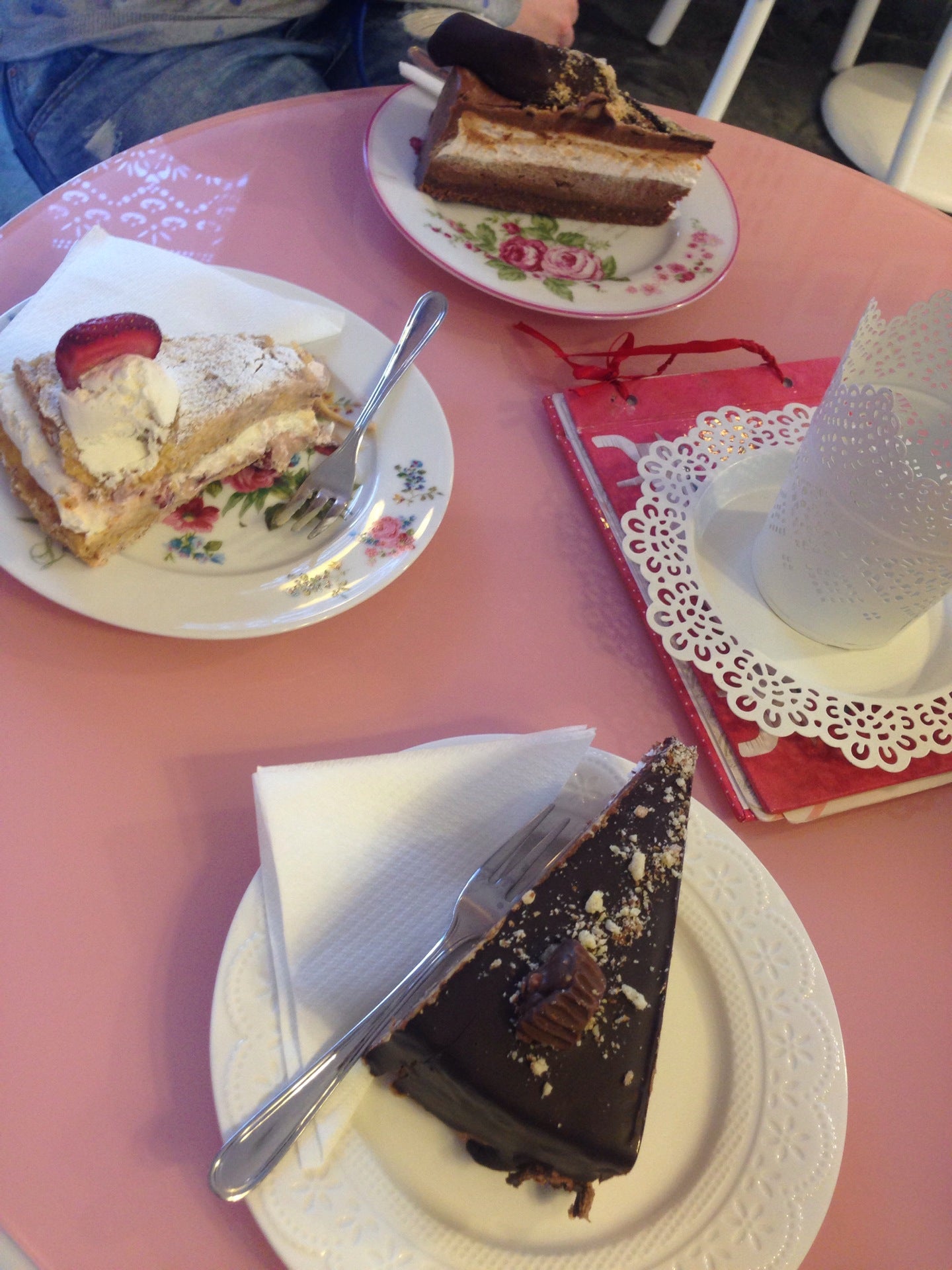 dessert-shop