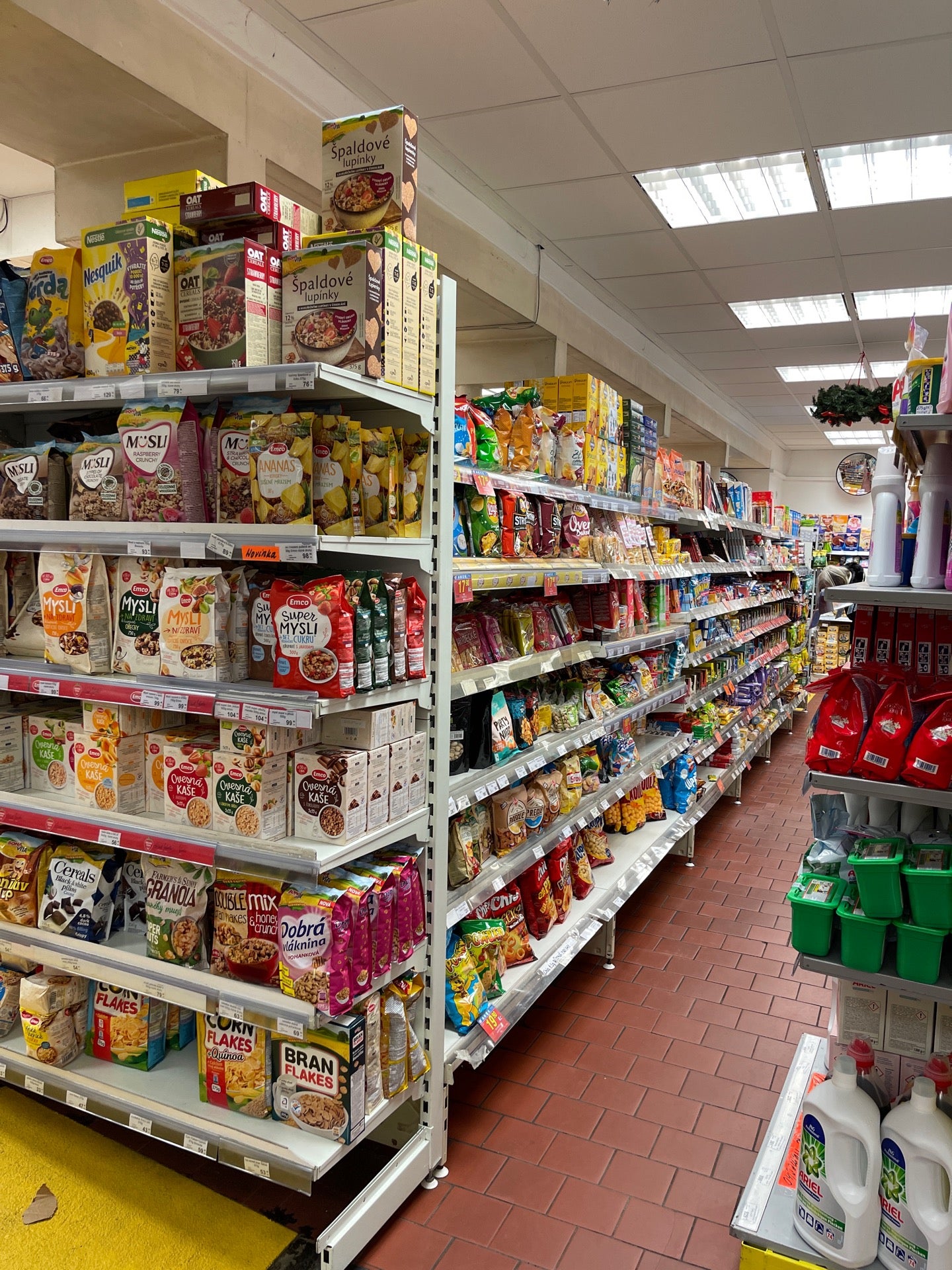 grocery-store