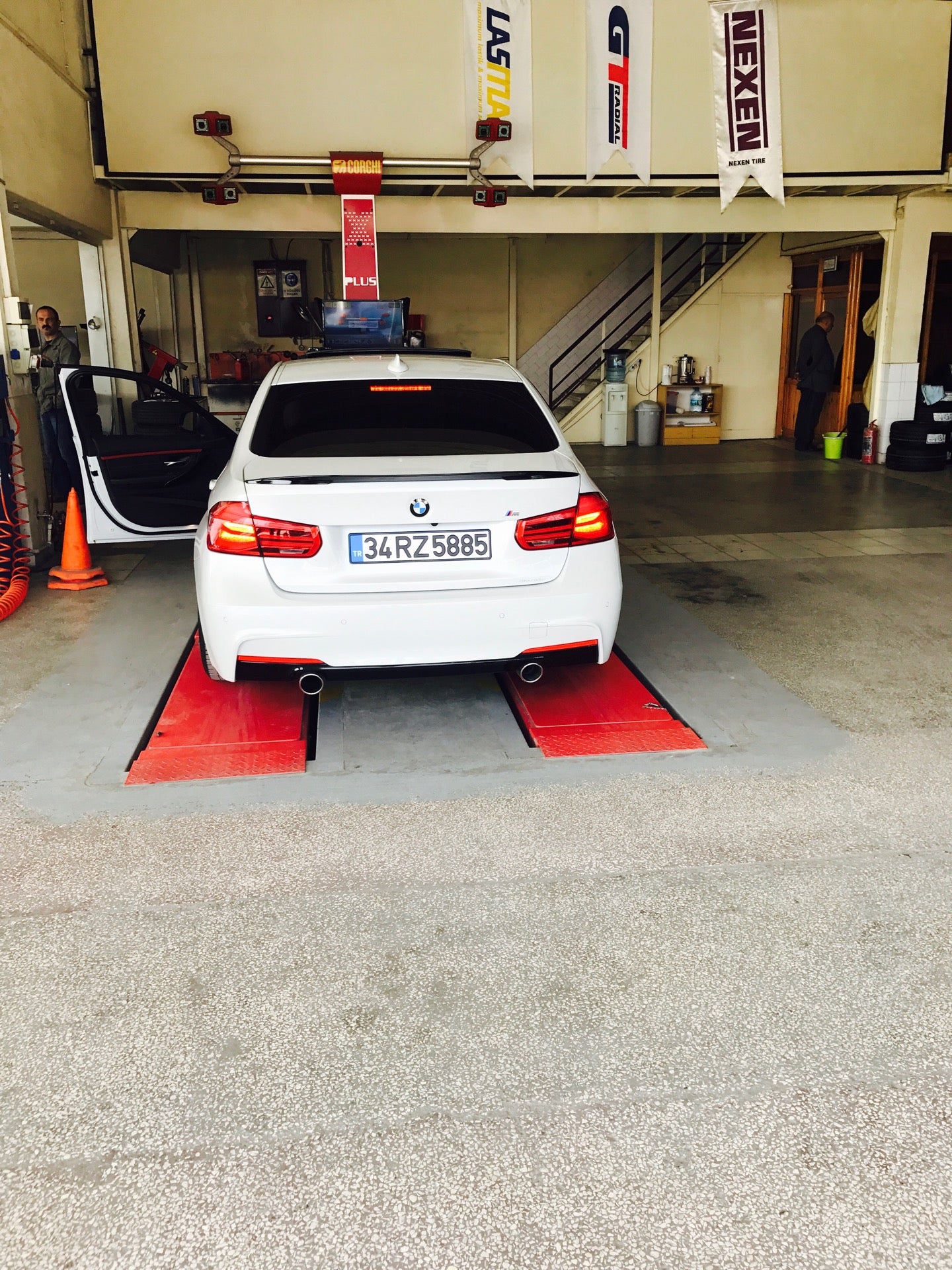 automotive-shop