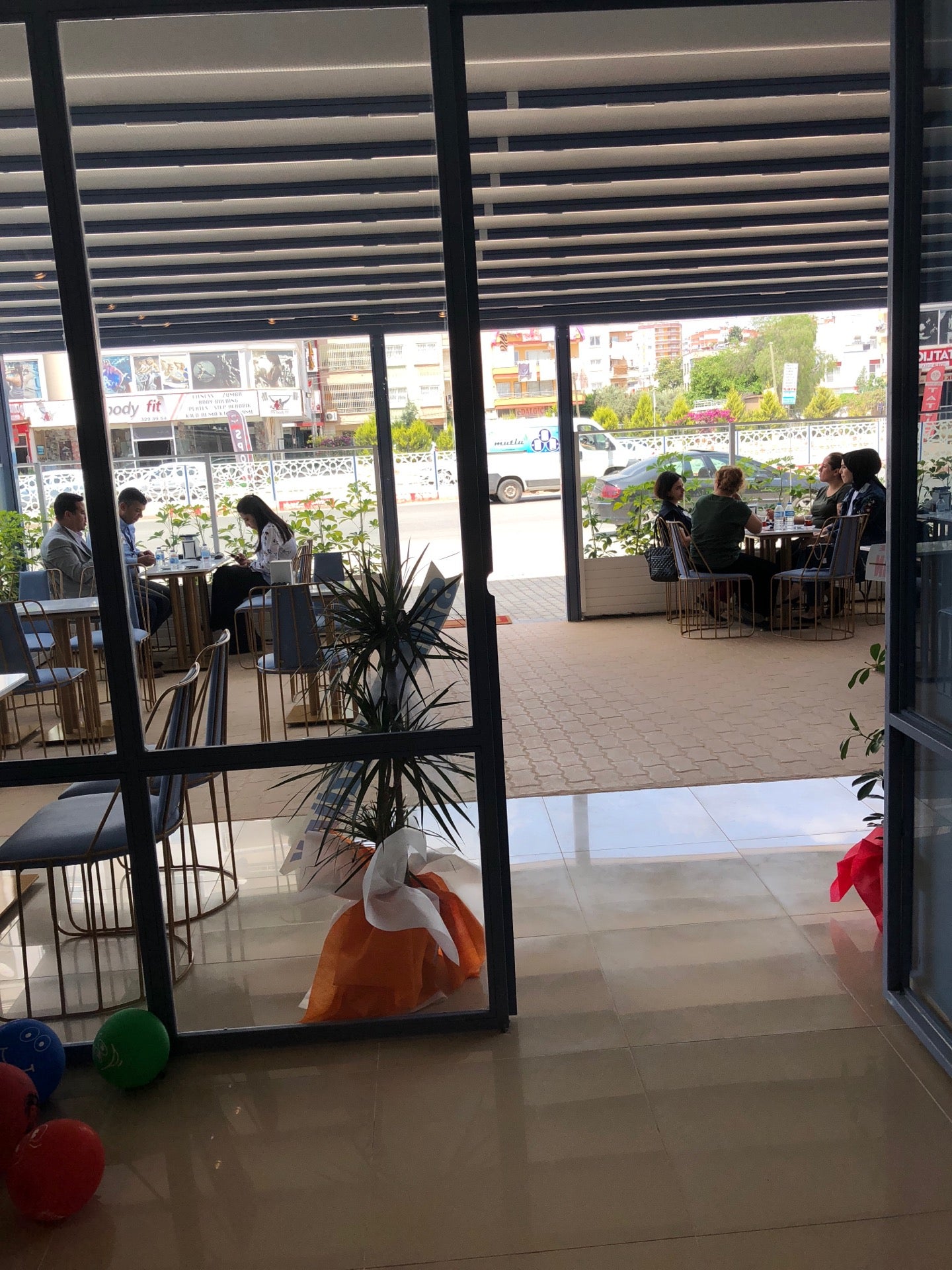 restaurant