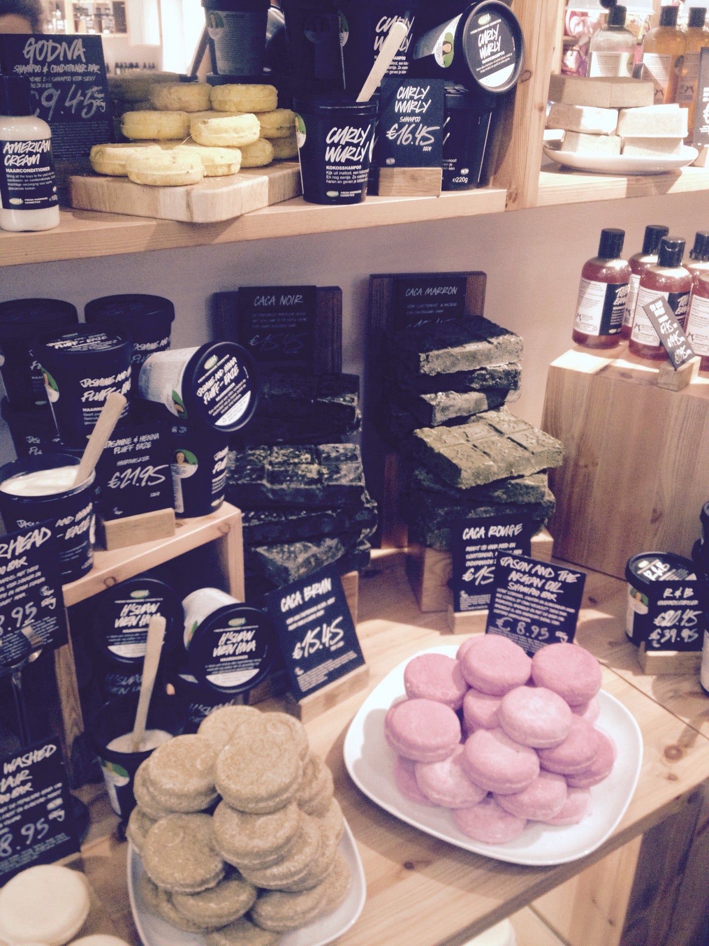 cosmetics-shop