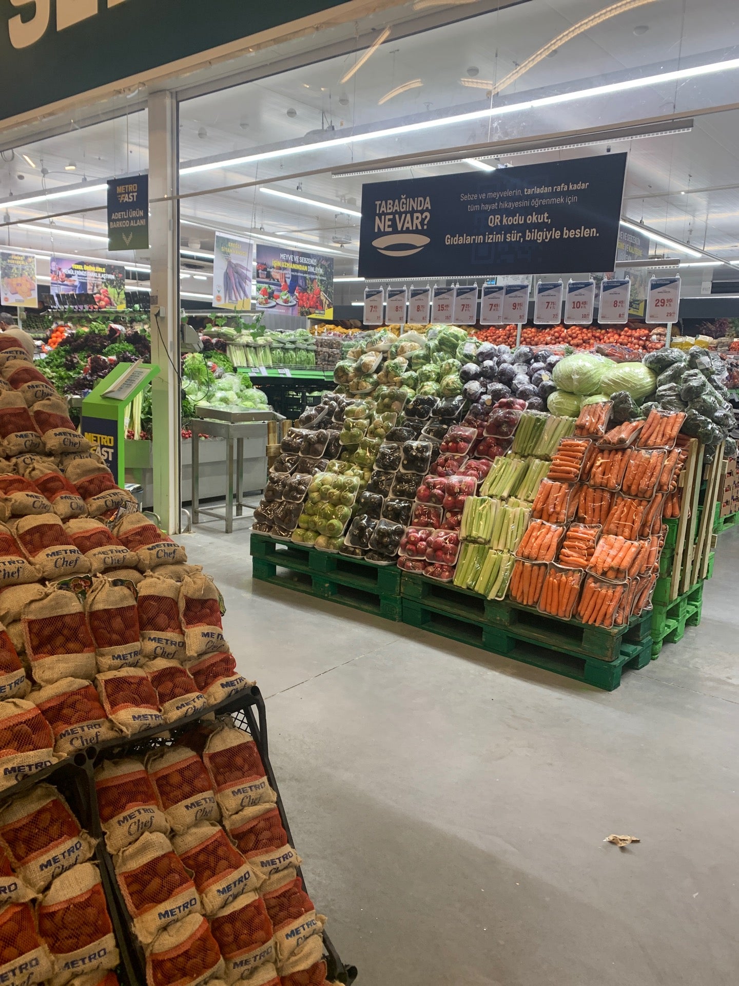 supermarket