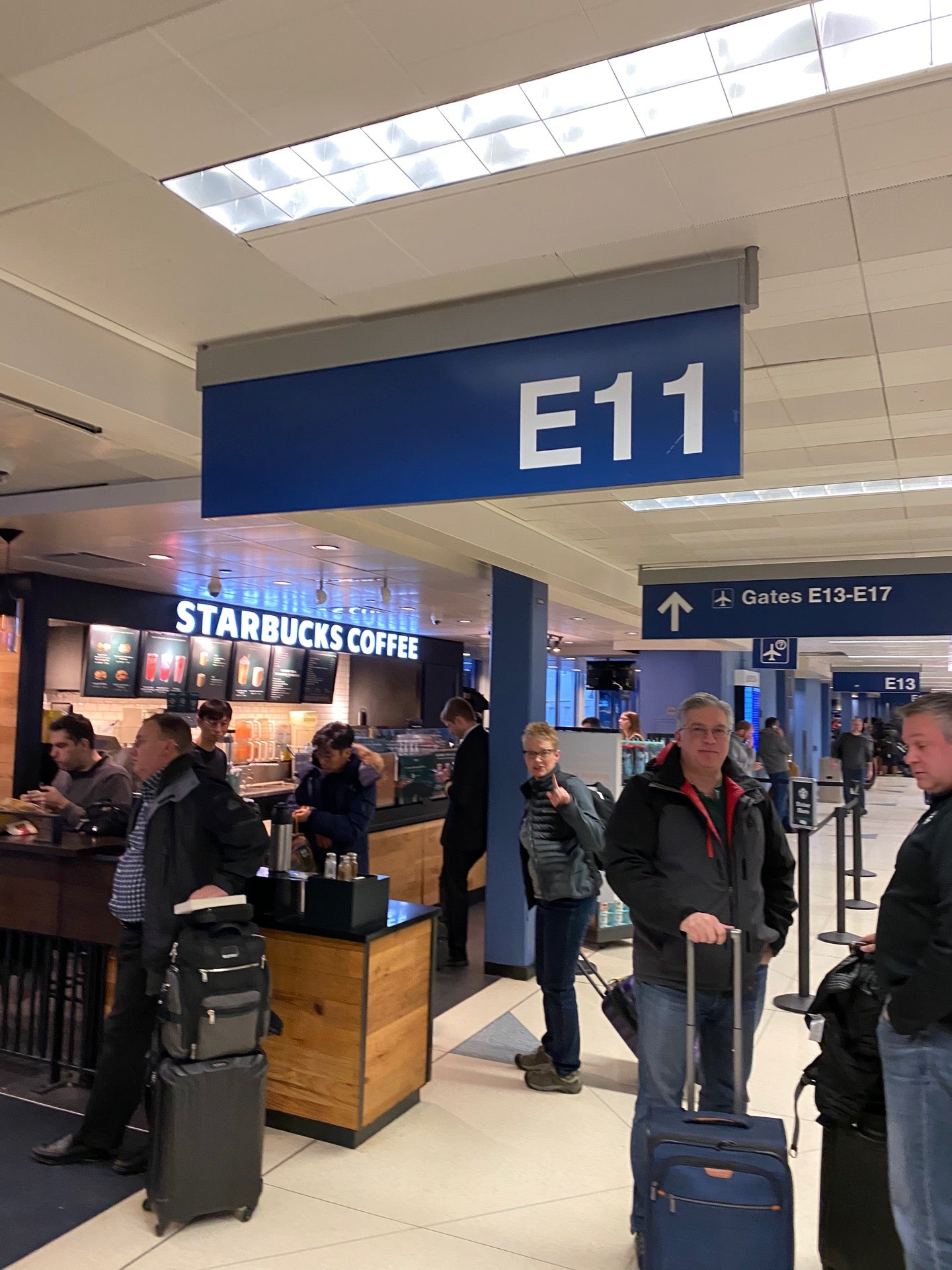airport-gate