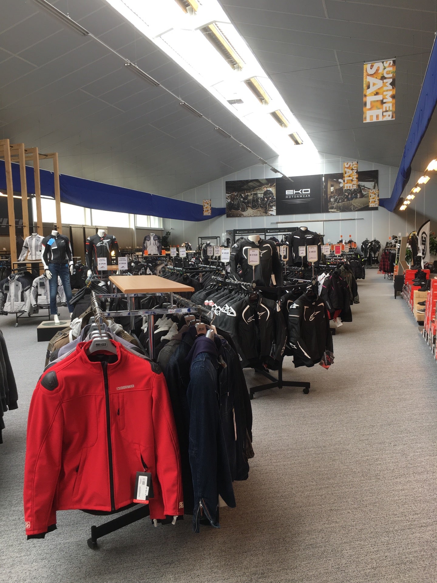 clothing-store