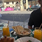 La Petite Bleue Brunch & Coffee