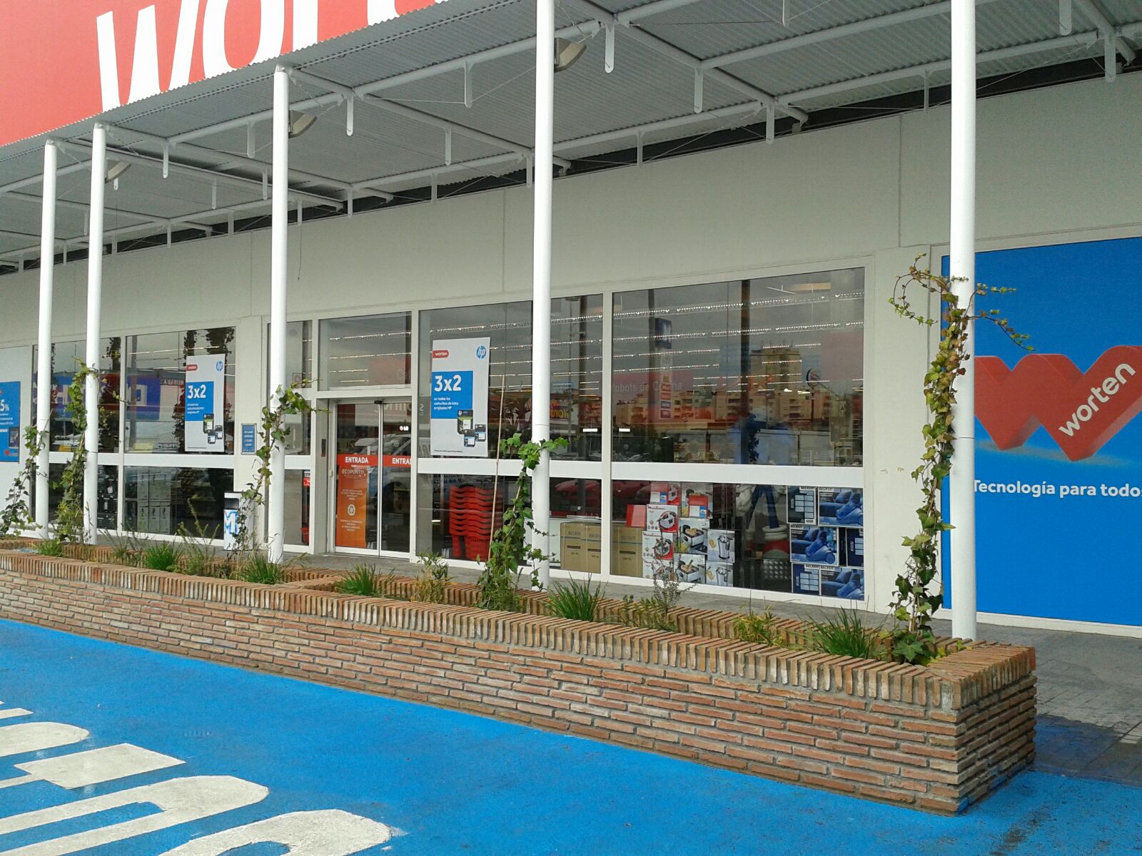 electronics-store