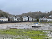 Borth Y Gest