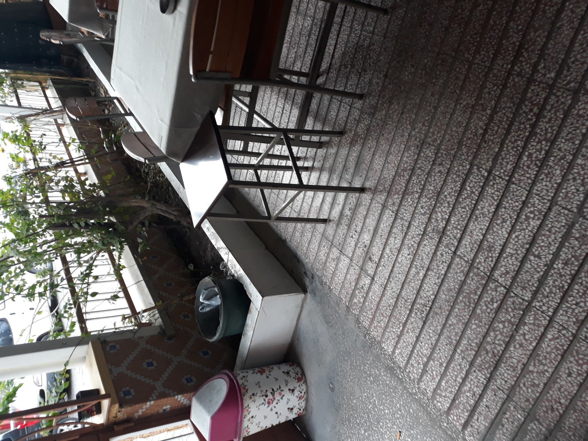 coffee-shop