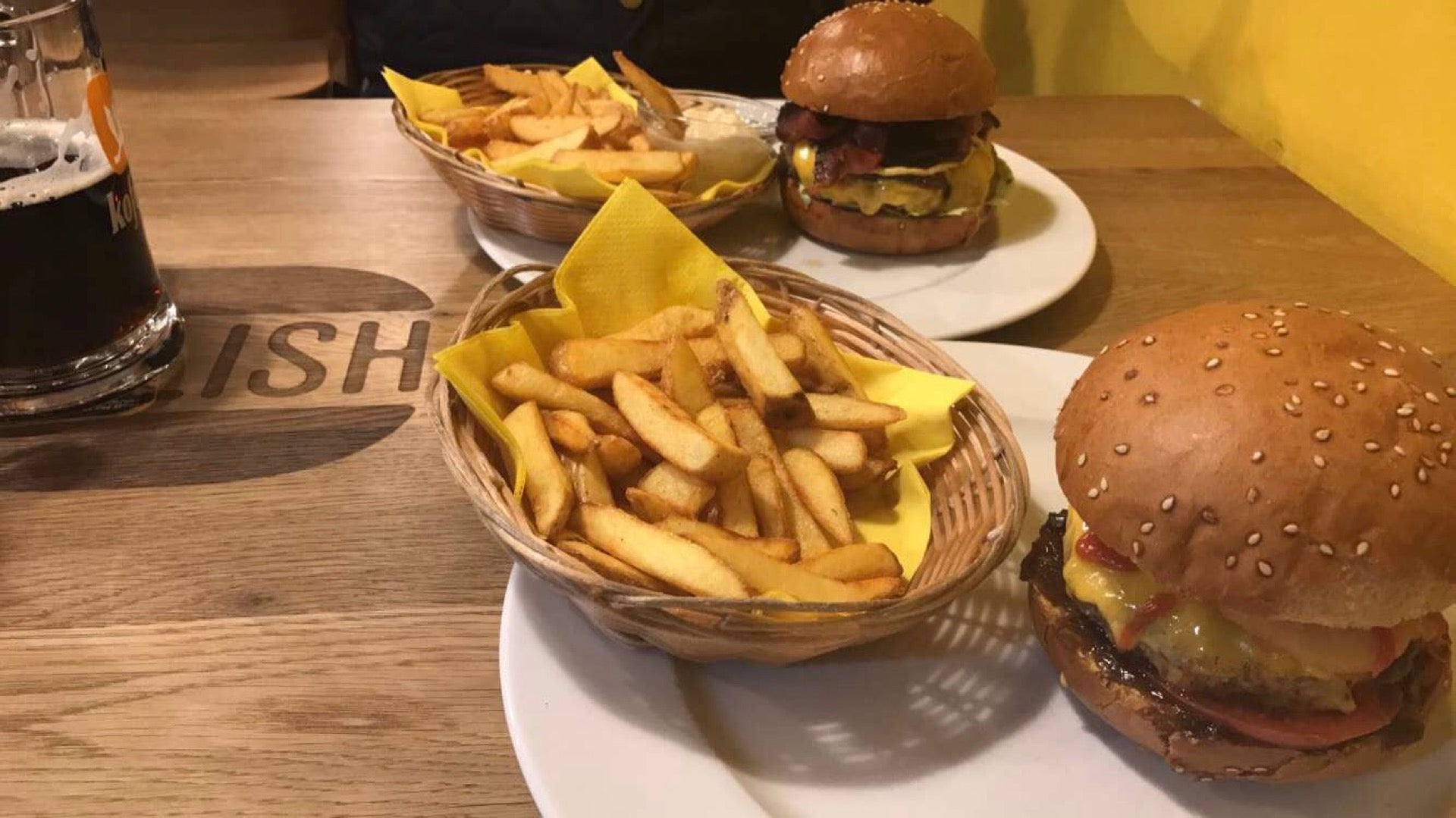 burger-joint