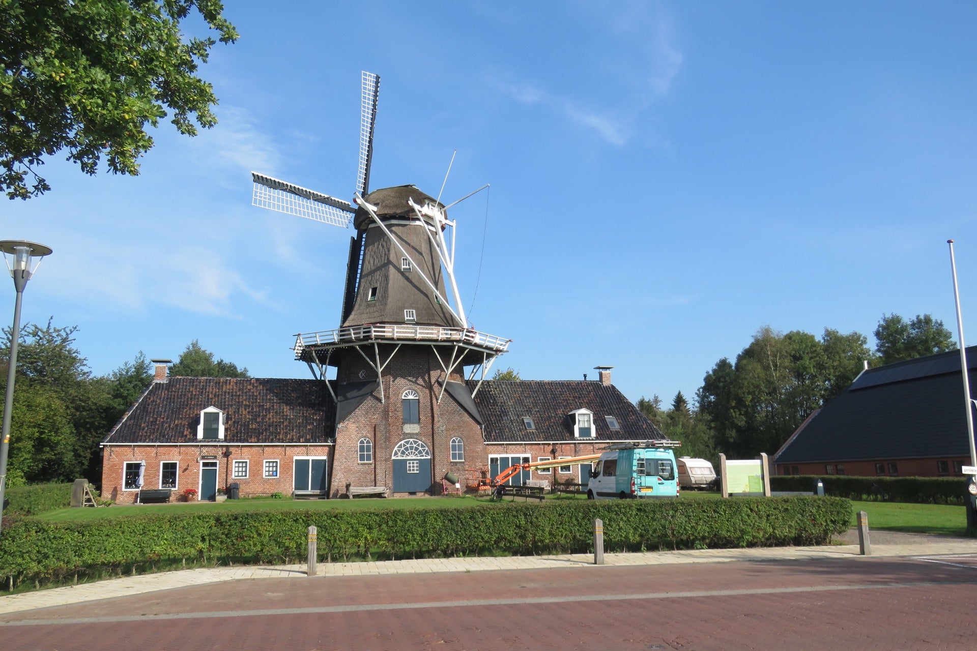 photo of Olie- en Korenmolen Woldzigt