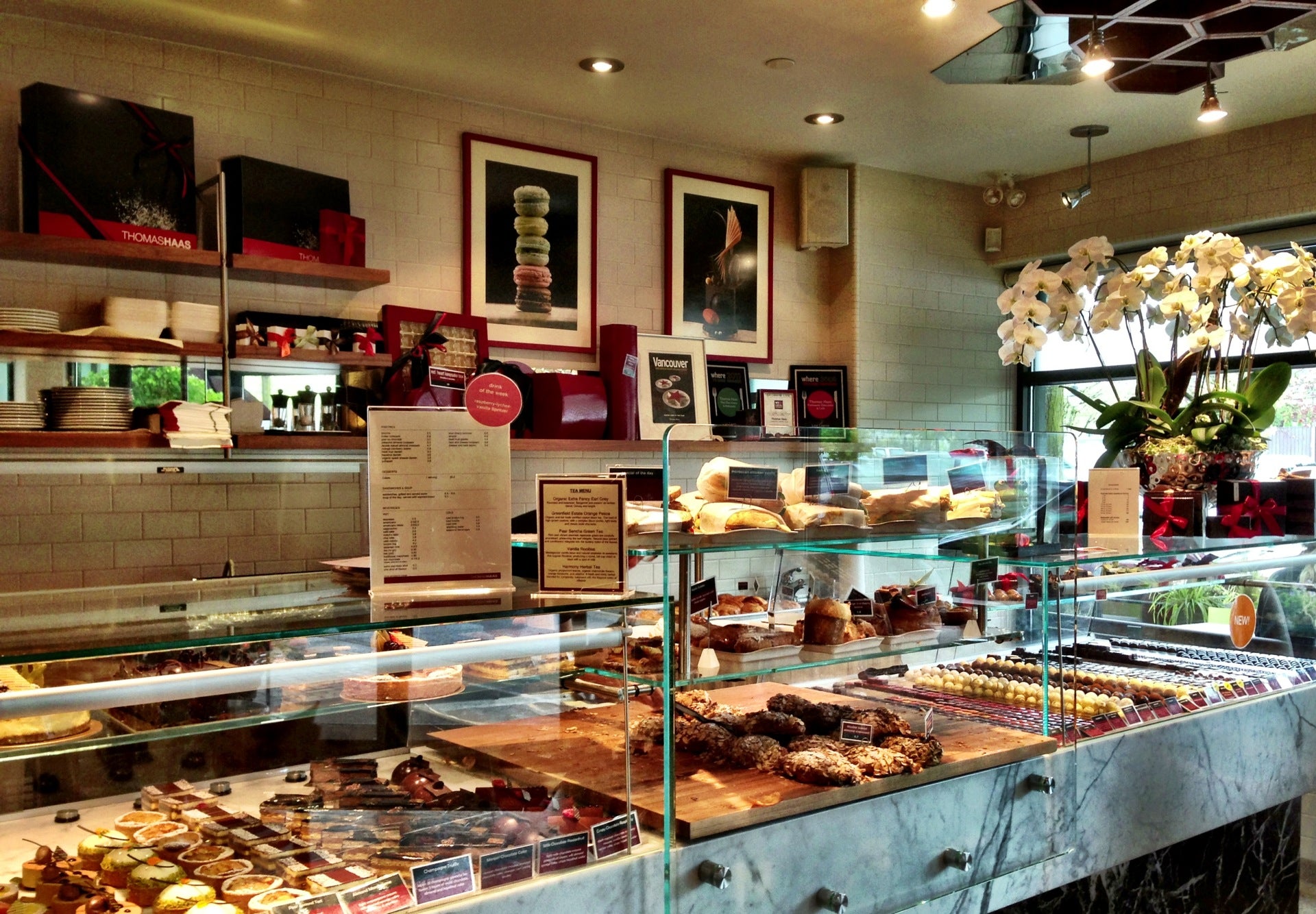 dessert-shop