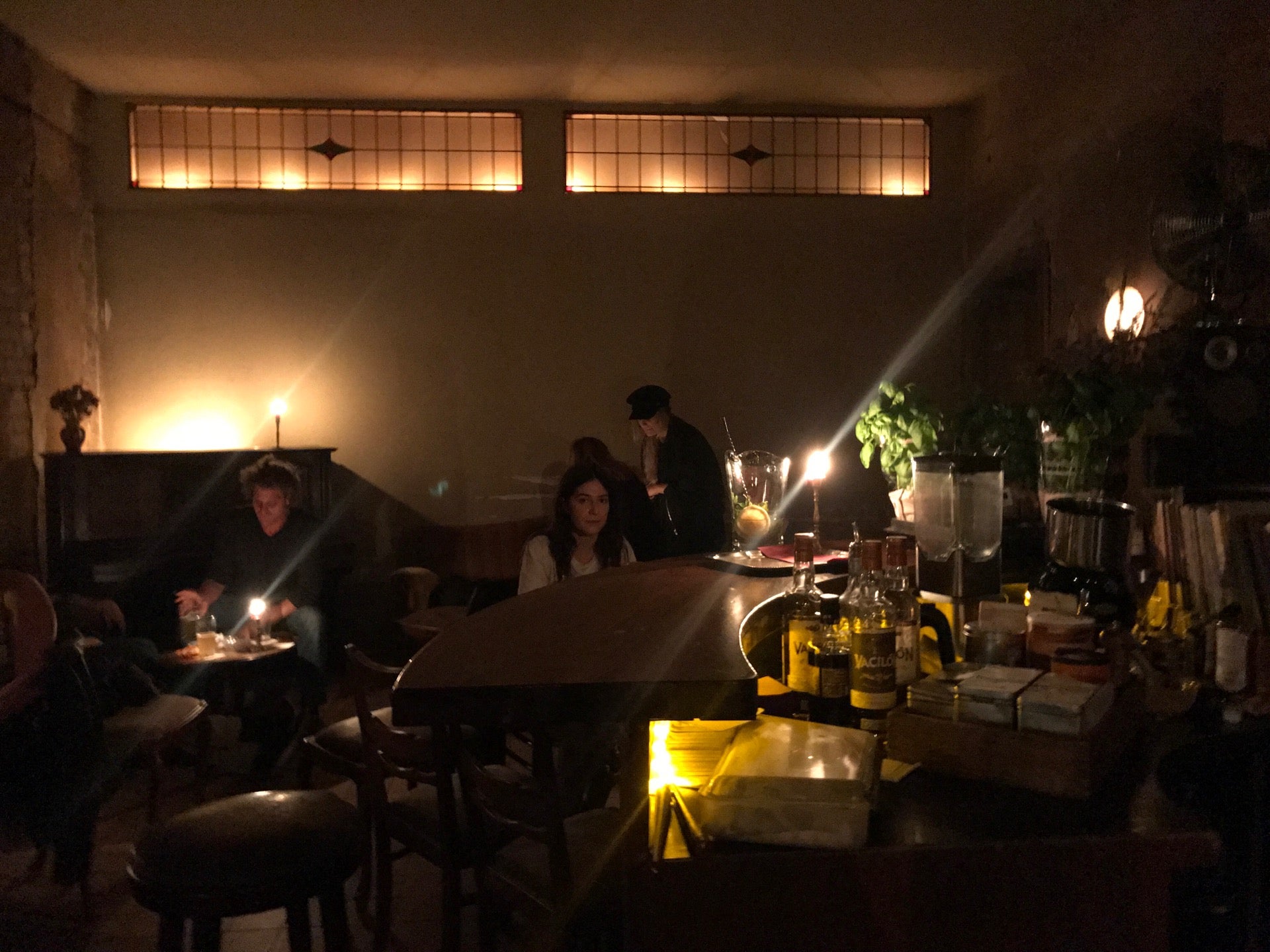 bar