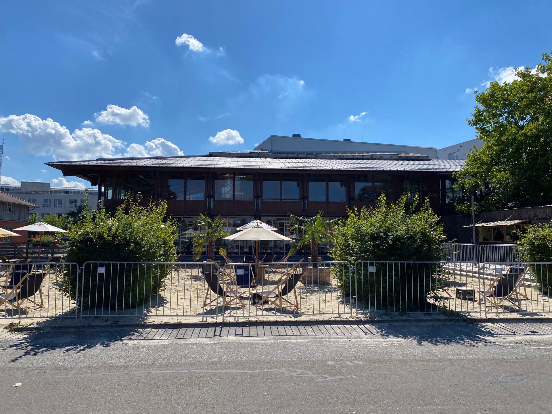 beach-bar